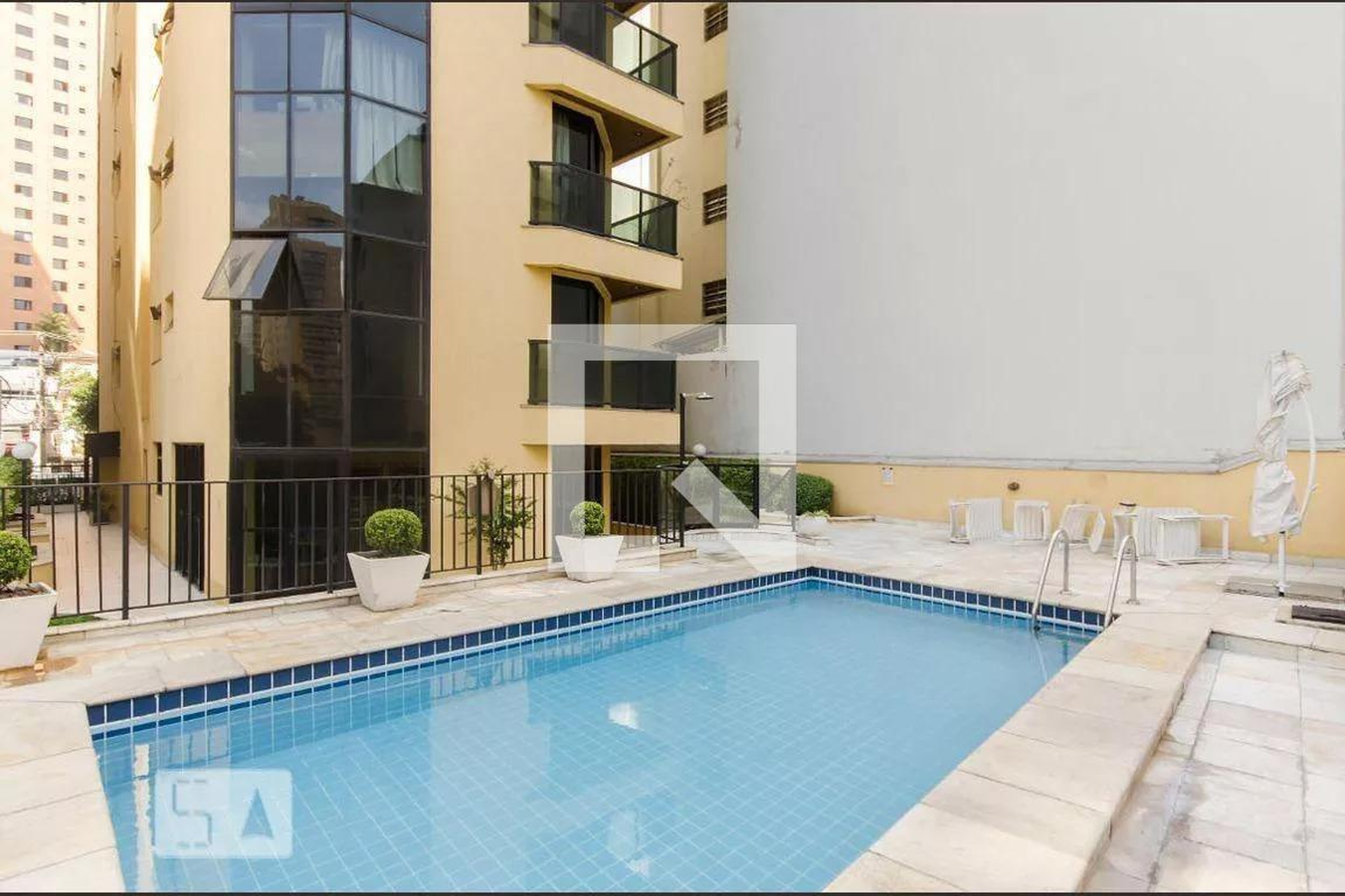 Piscina - Edifício Fine Art