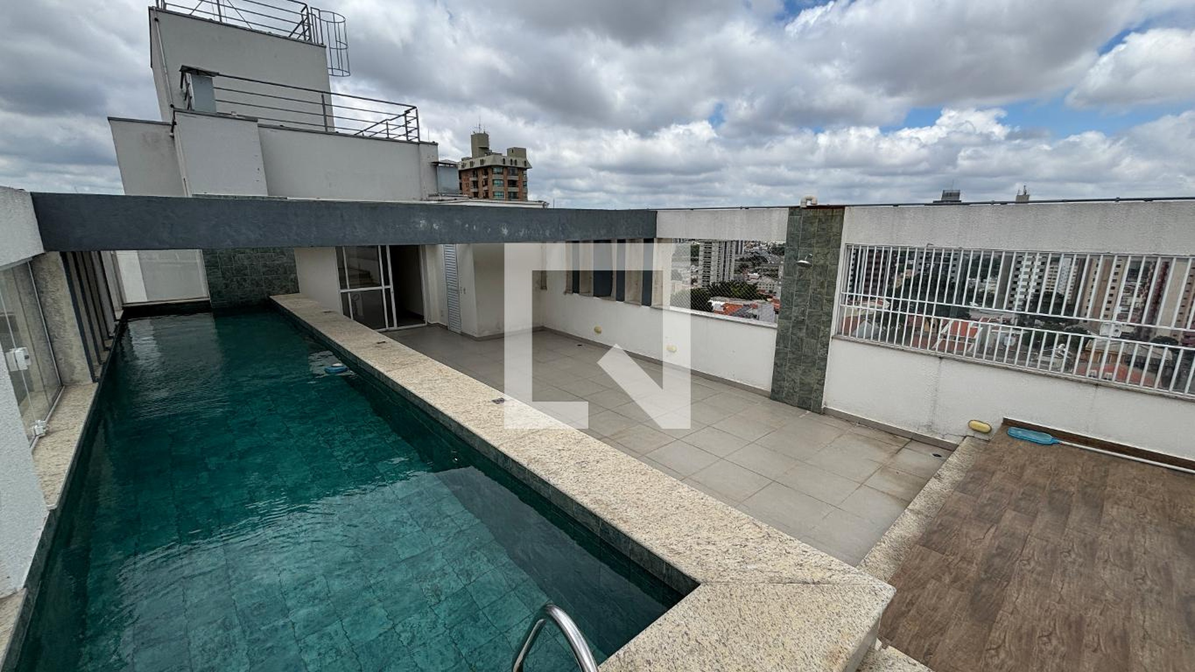 Piscina - Edifício Torre D France