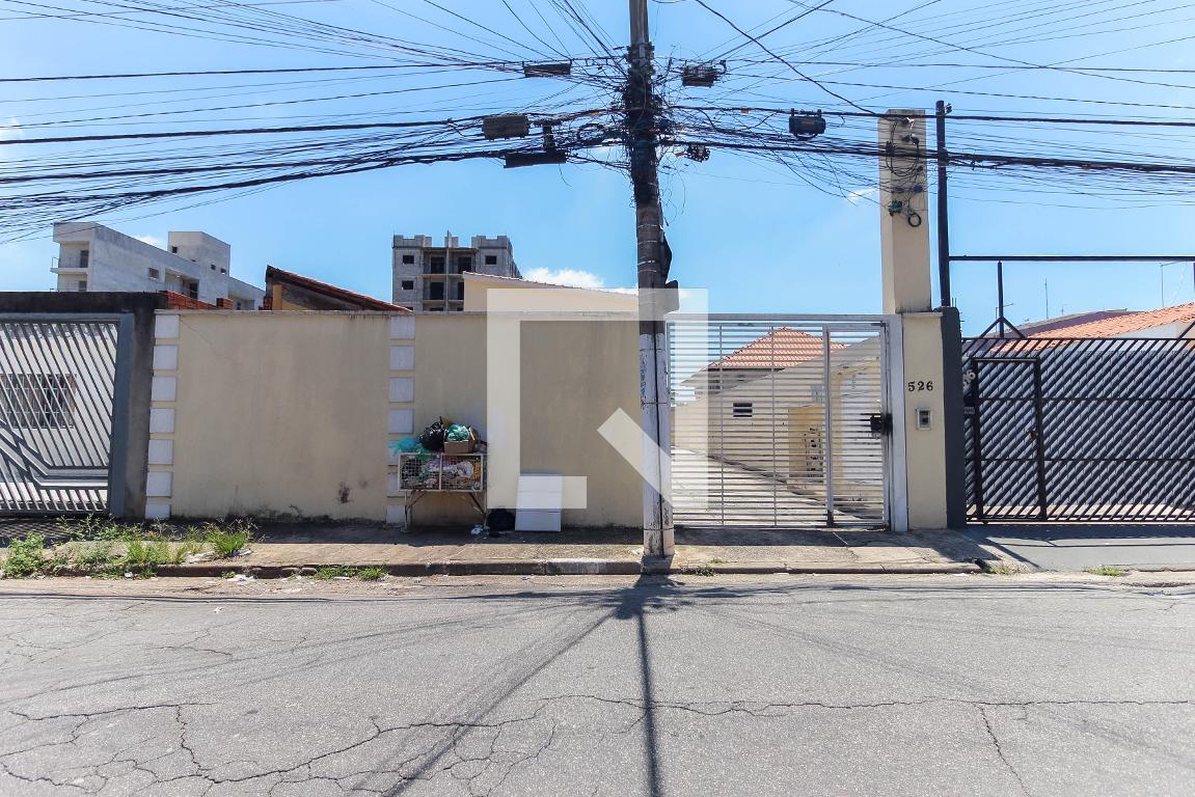 Fachada Condomínio em Rua Estevan de Araújo Almeida, 526