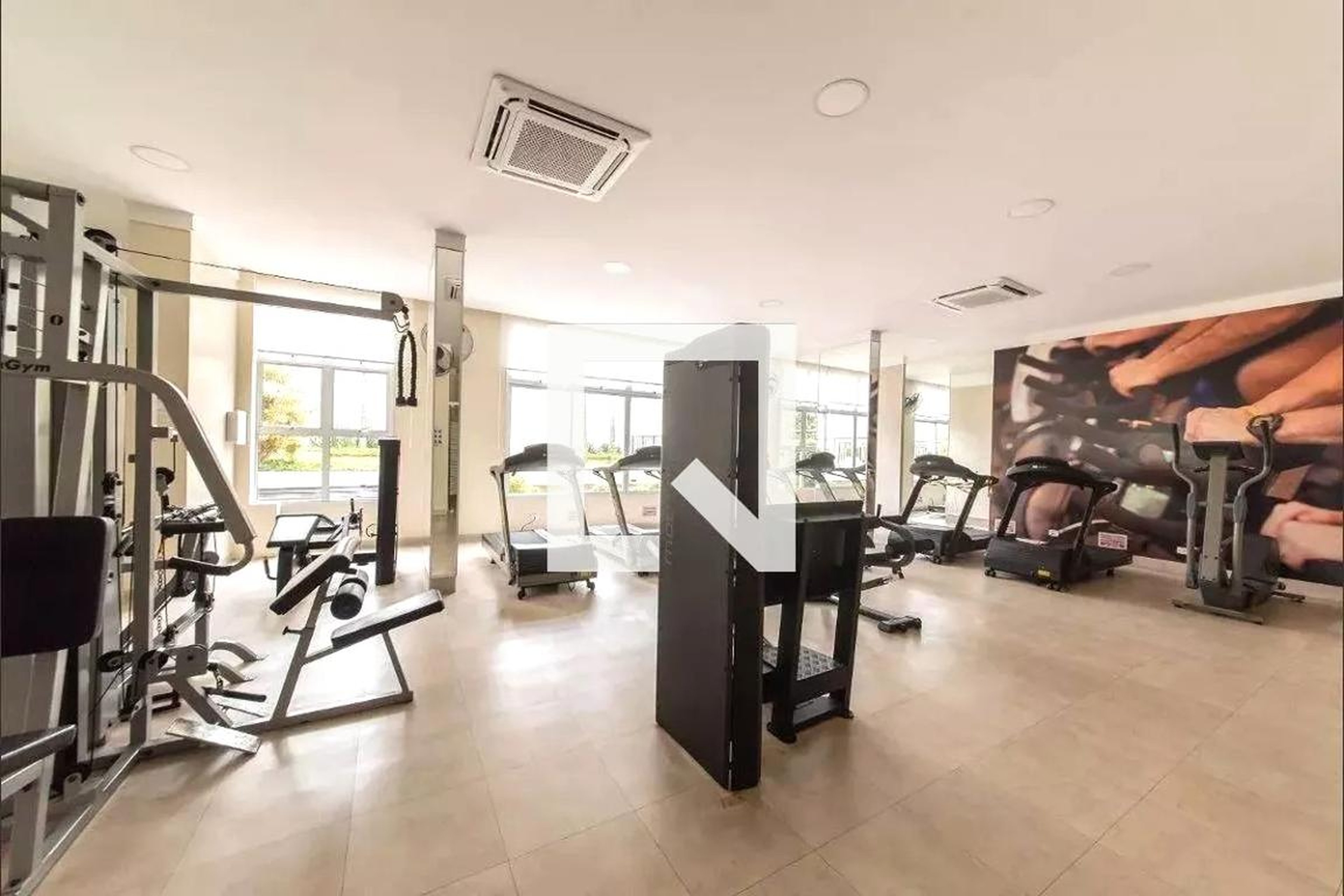 Academia - Grand Life