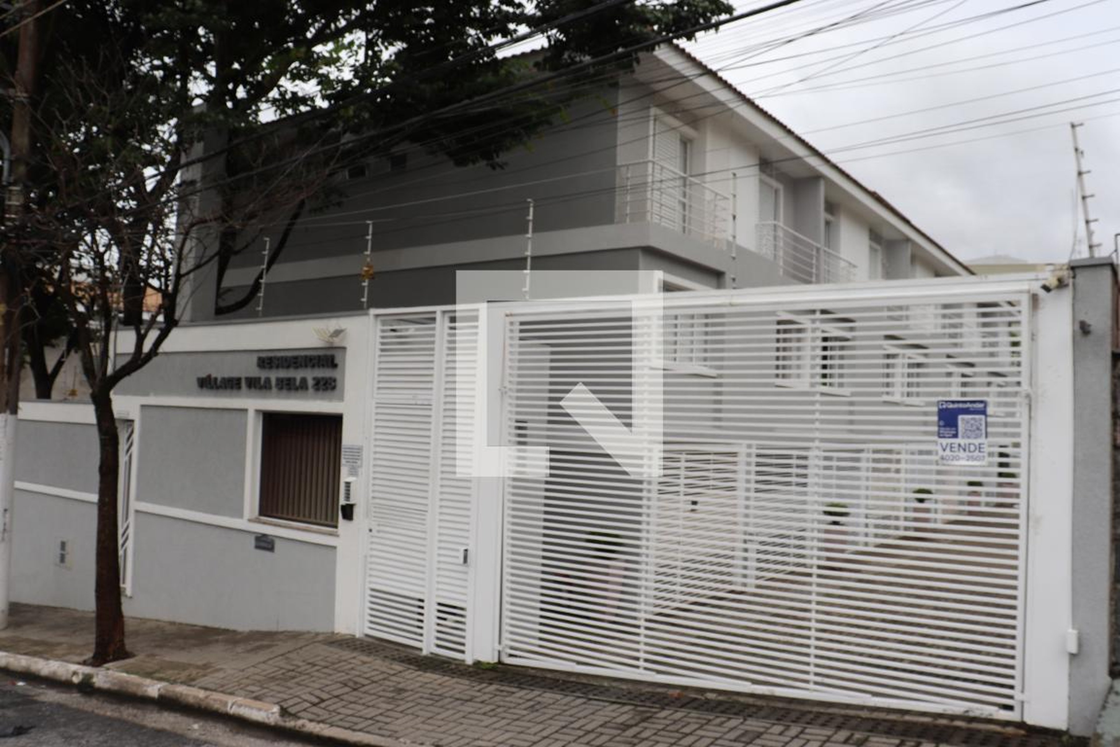 Fachada do condomínio Residencial Village Vila Bela