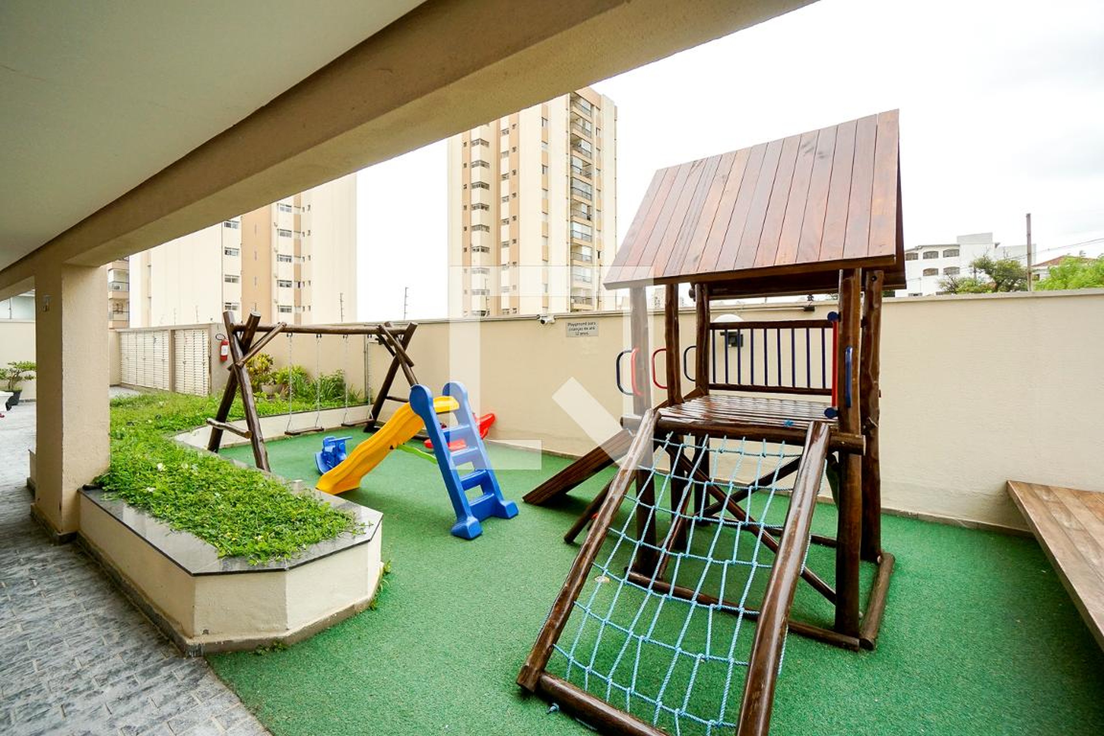 Playground - Real Grandeza