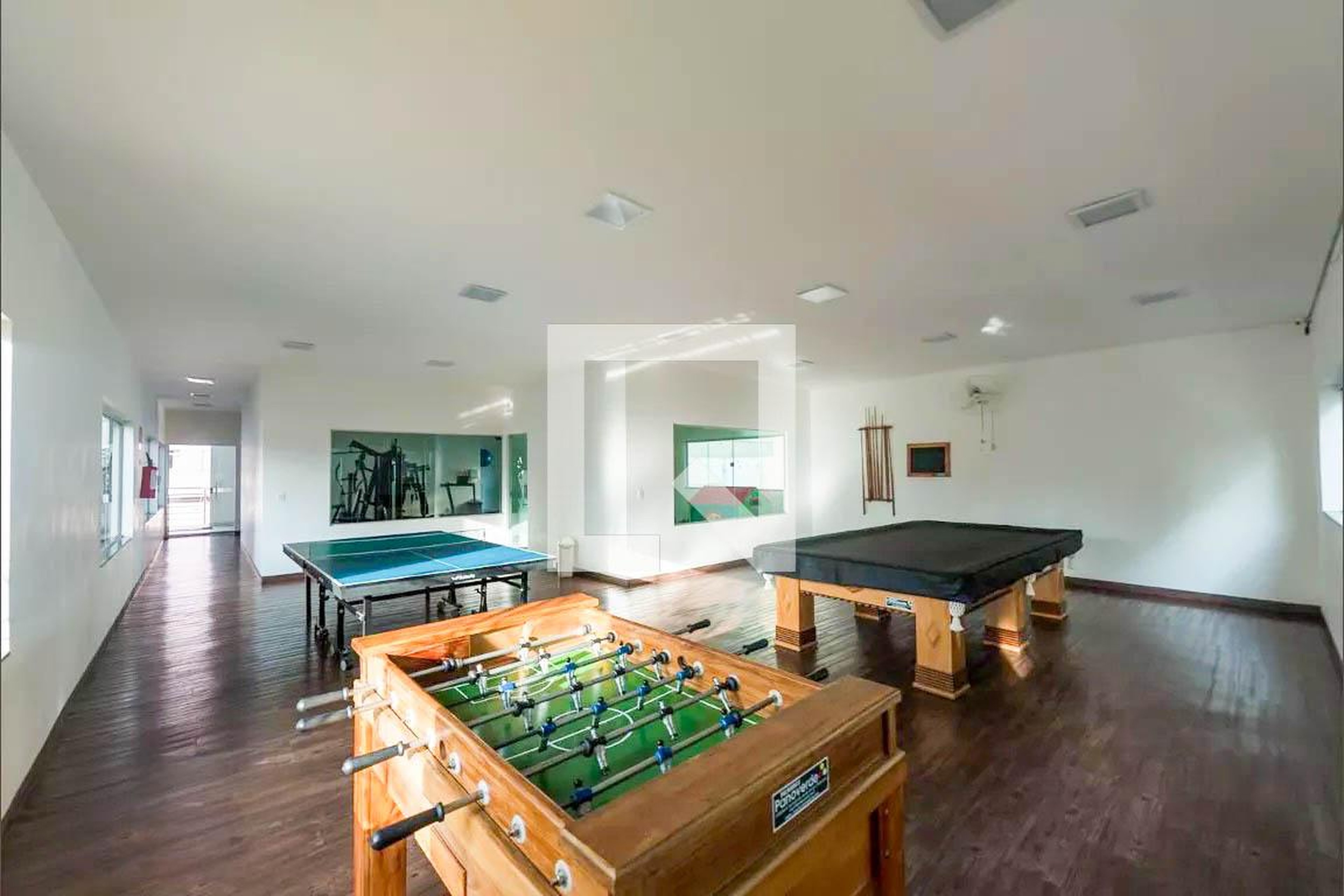 SALAO DE JOGOS - Pau Brasil