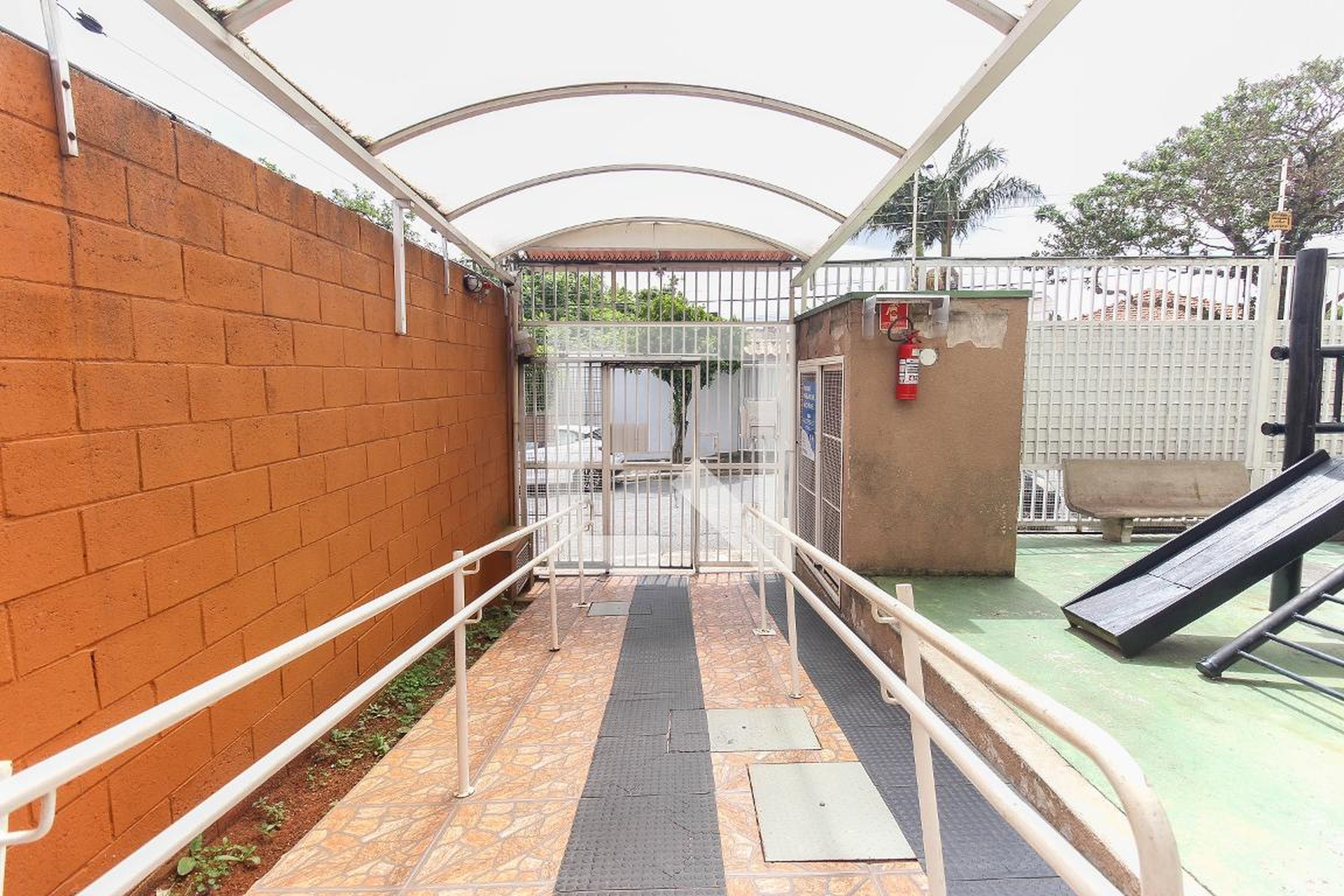 Entrada - Edifício Residencial Centralina II