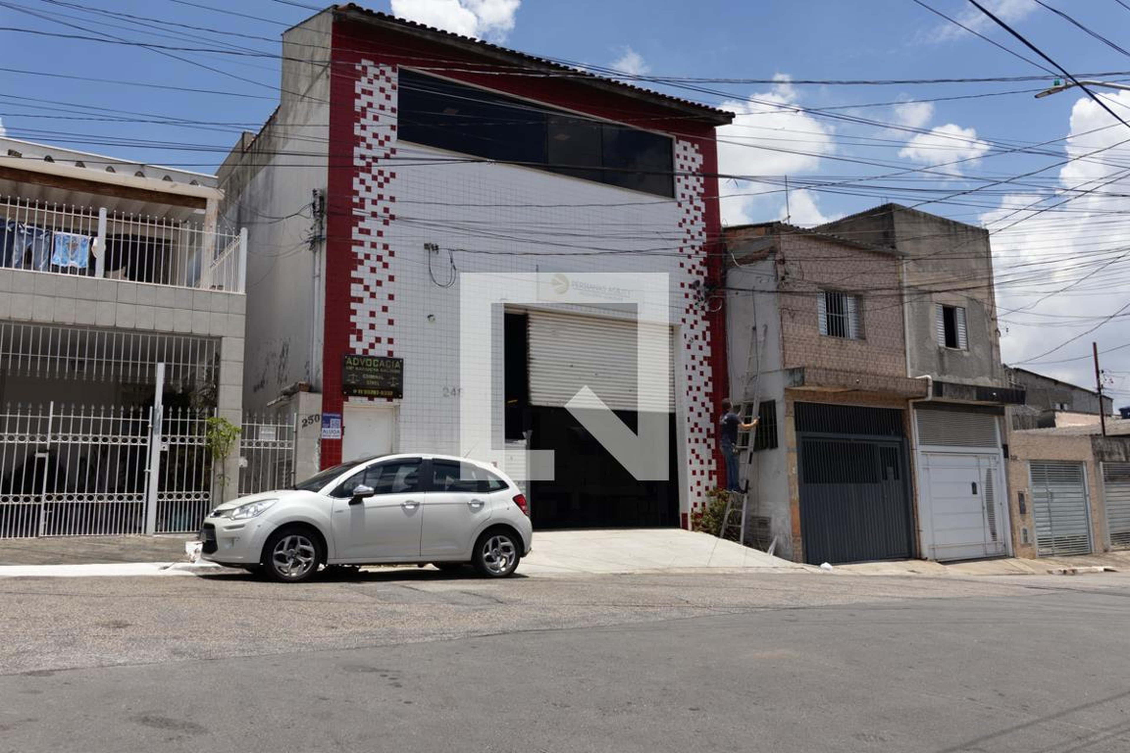 Fachada Condomínio em Rua Aldeamento, 248