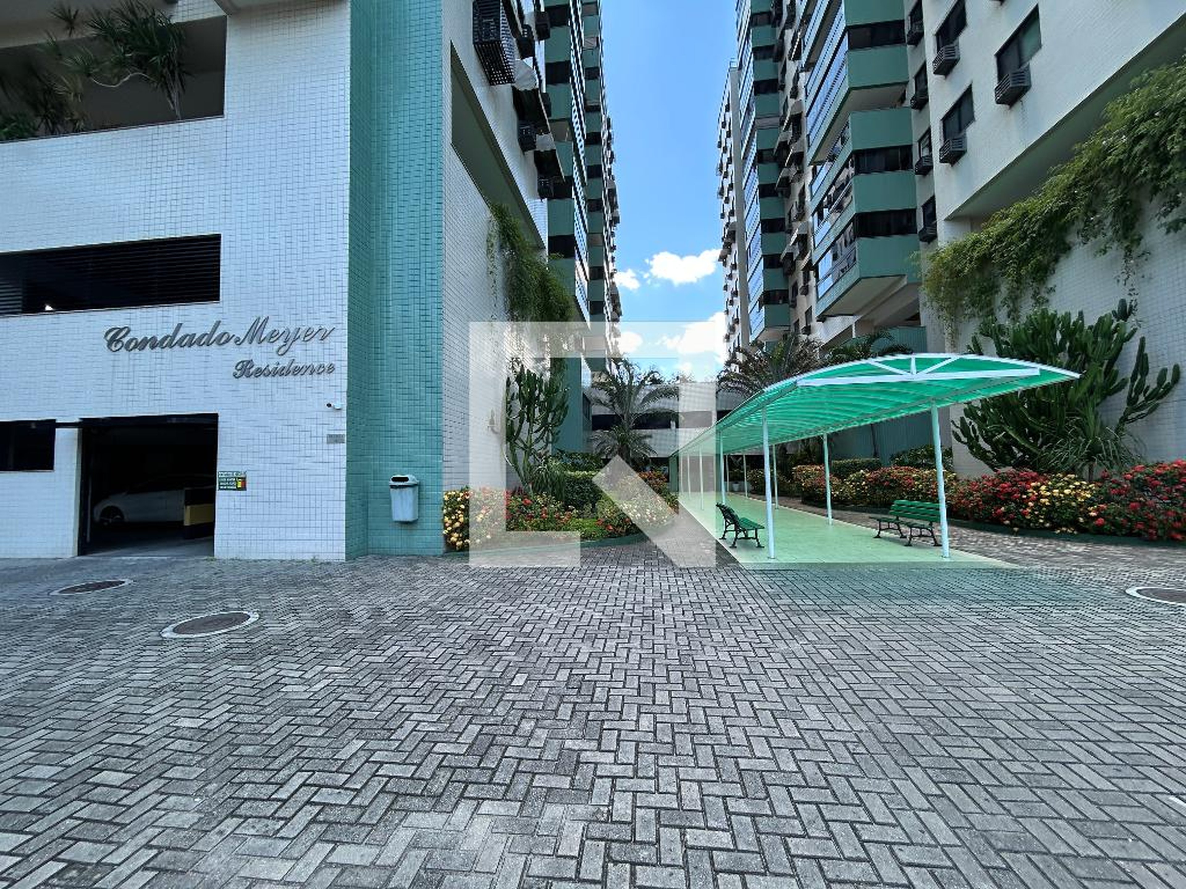 Fachada Condomínio ado Méier