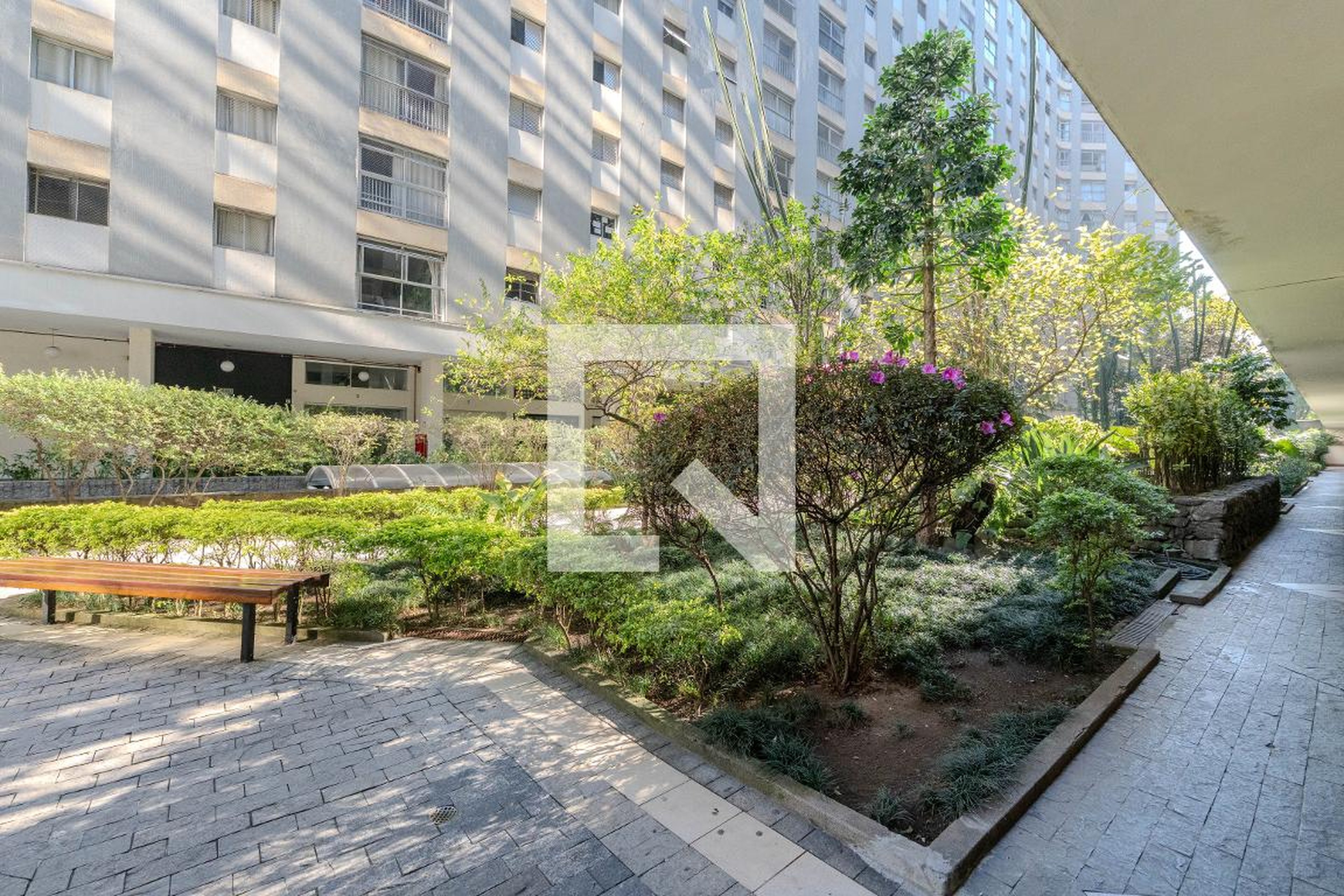 Área comum - Adele Zarzur