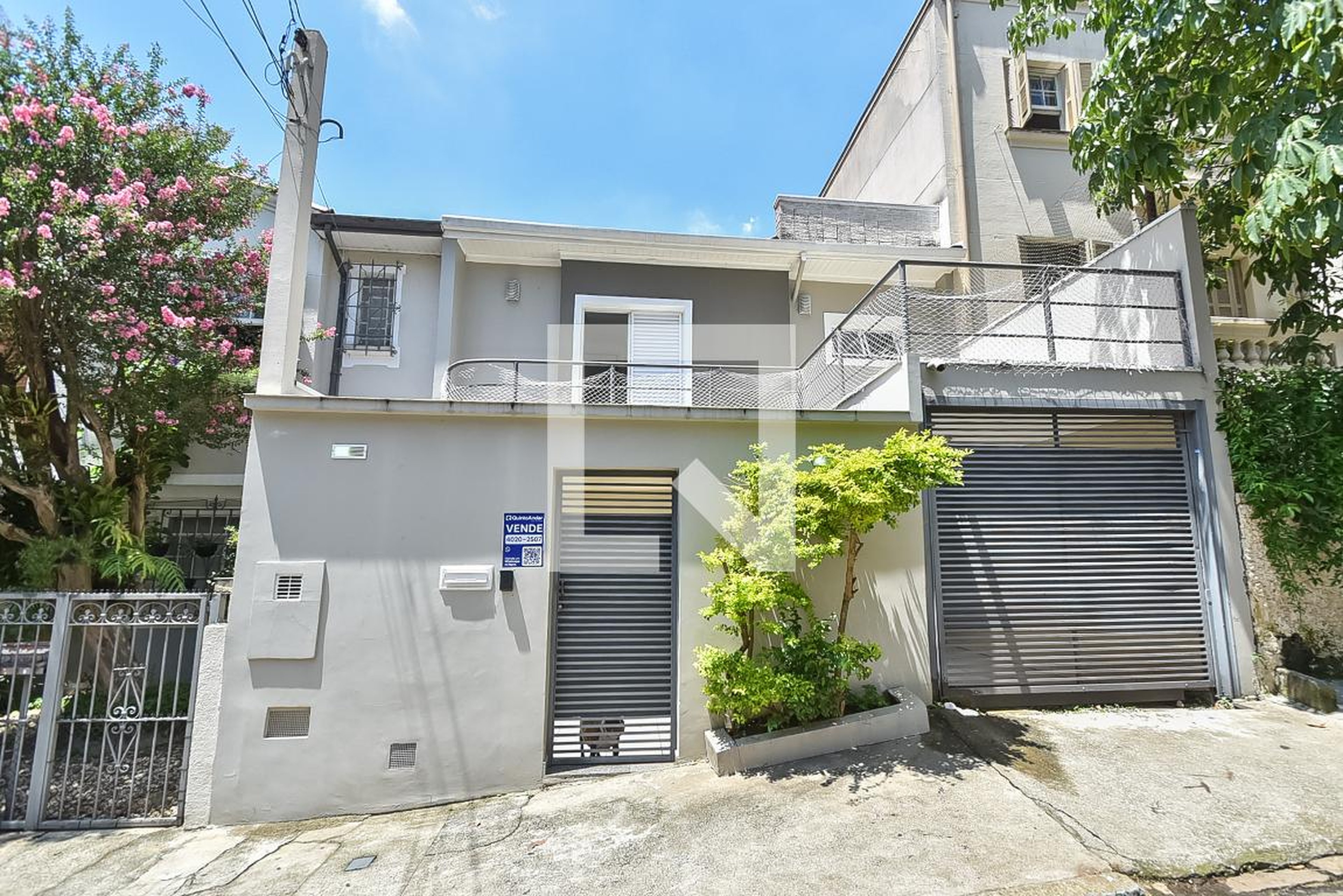 Fachada Condomínio em Rua Tubarana, 78