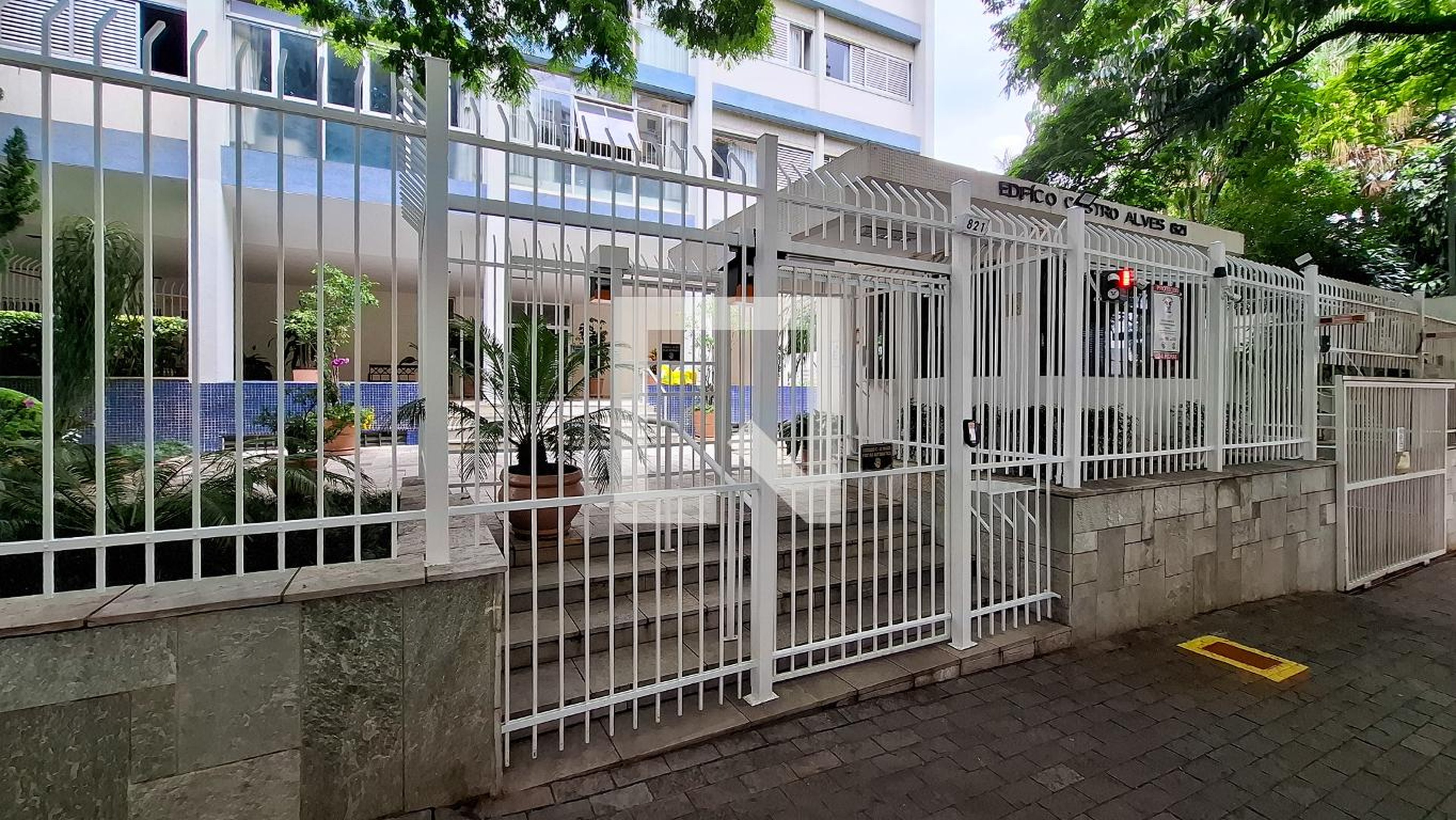 Fachada do Prédio Condomínio em Rua Abílio Soares, 821