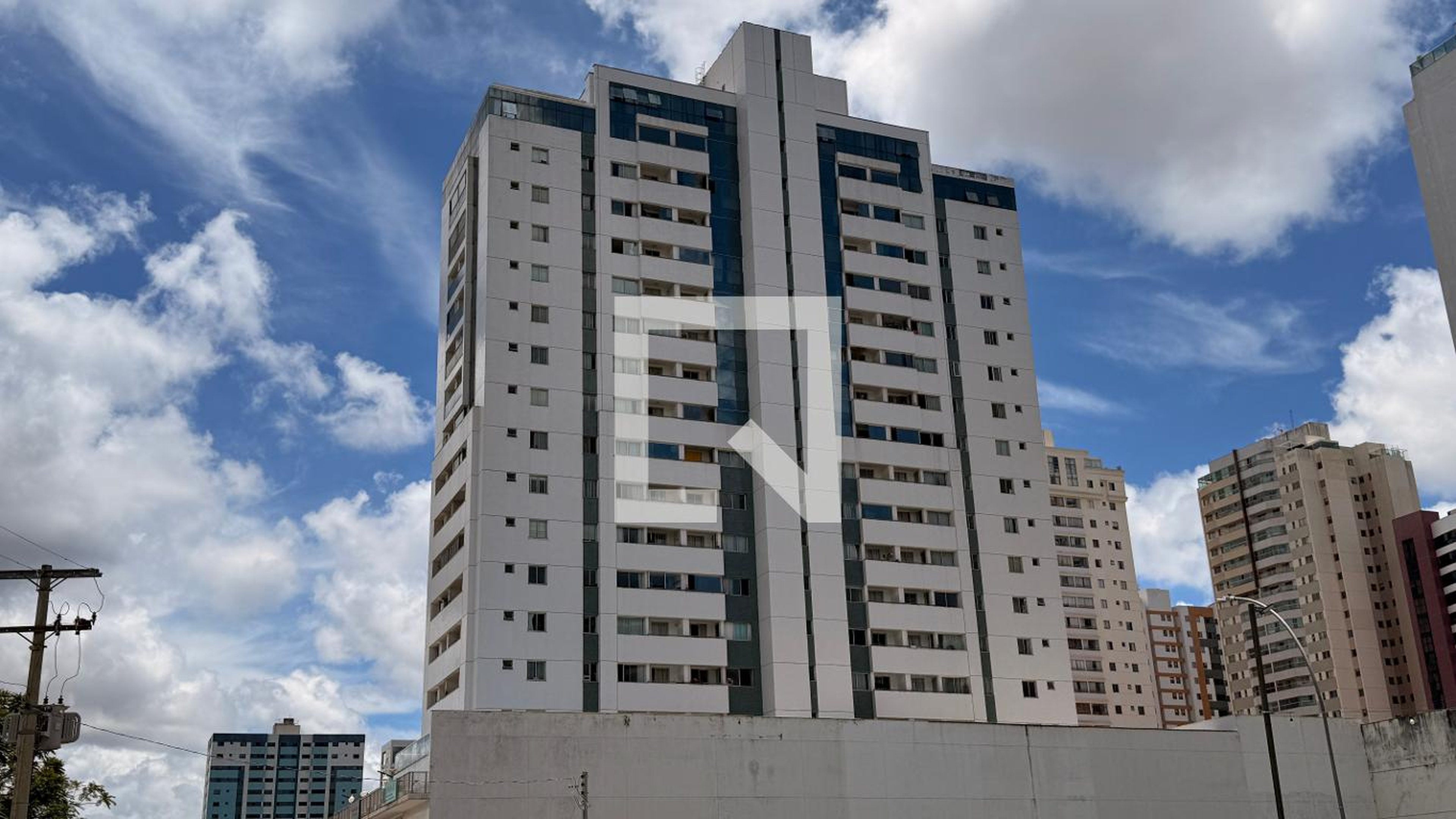 FACHADA Condomínio Le Club