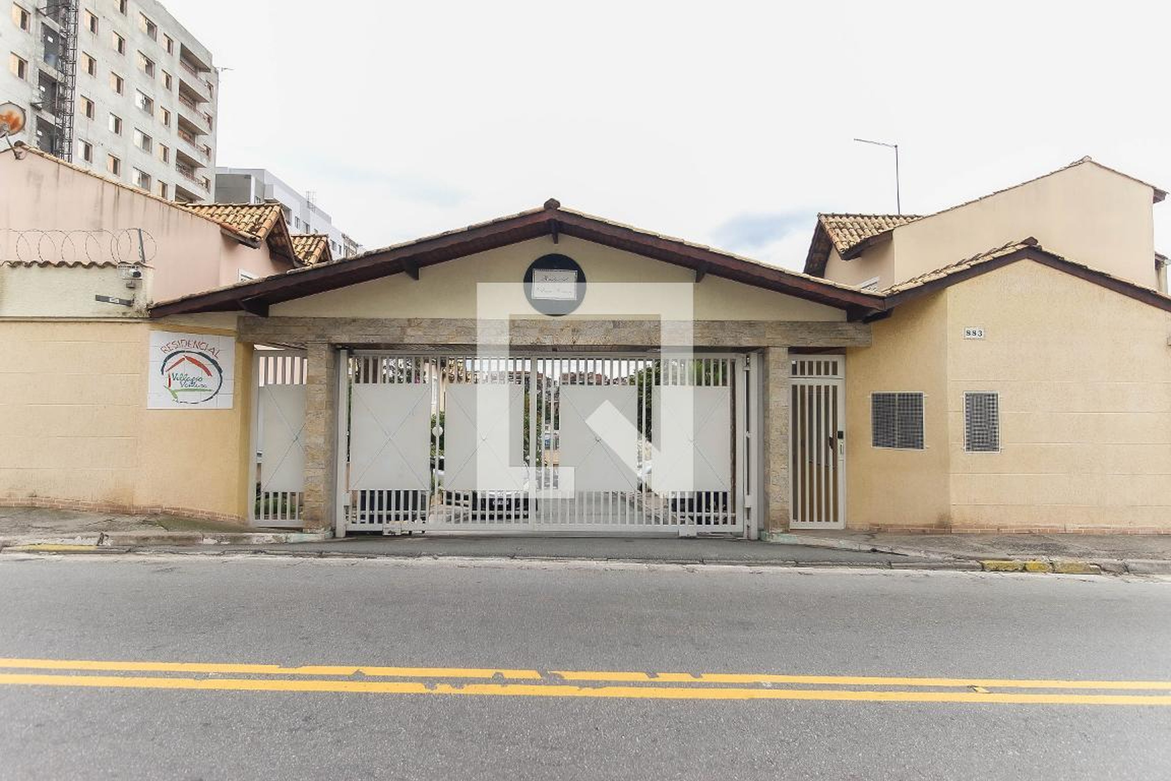 Fachada do Prédio Condomínio em Rua Cruz do Espírito Santo, 883