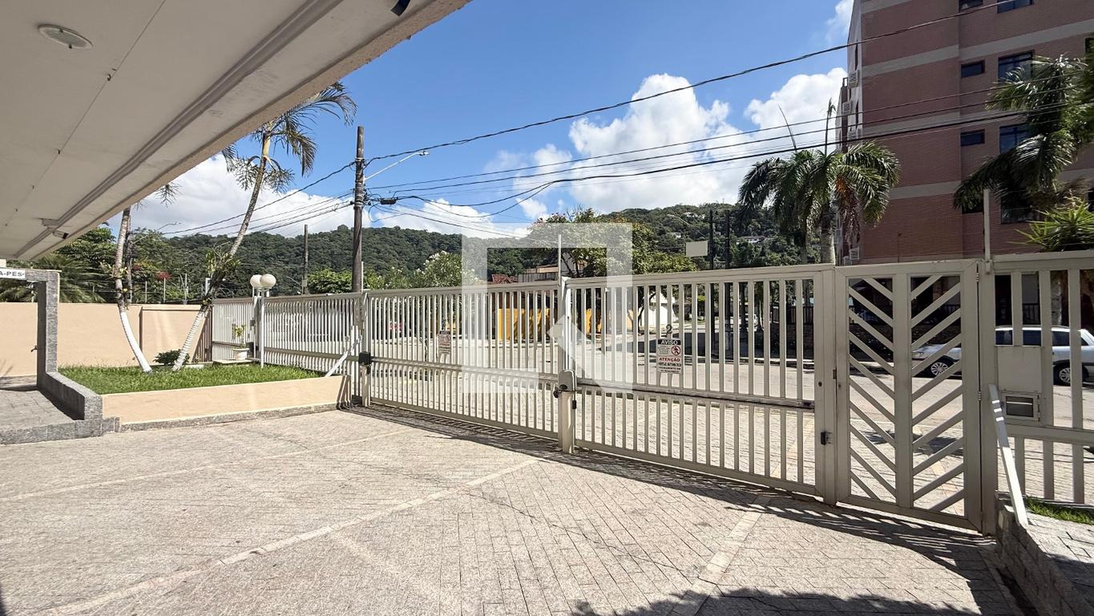 Fachada Edificio Nova Guarapary