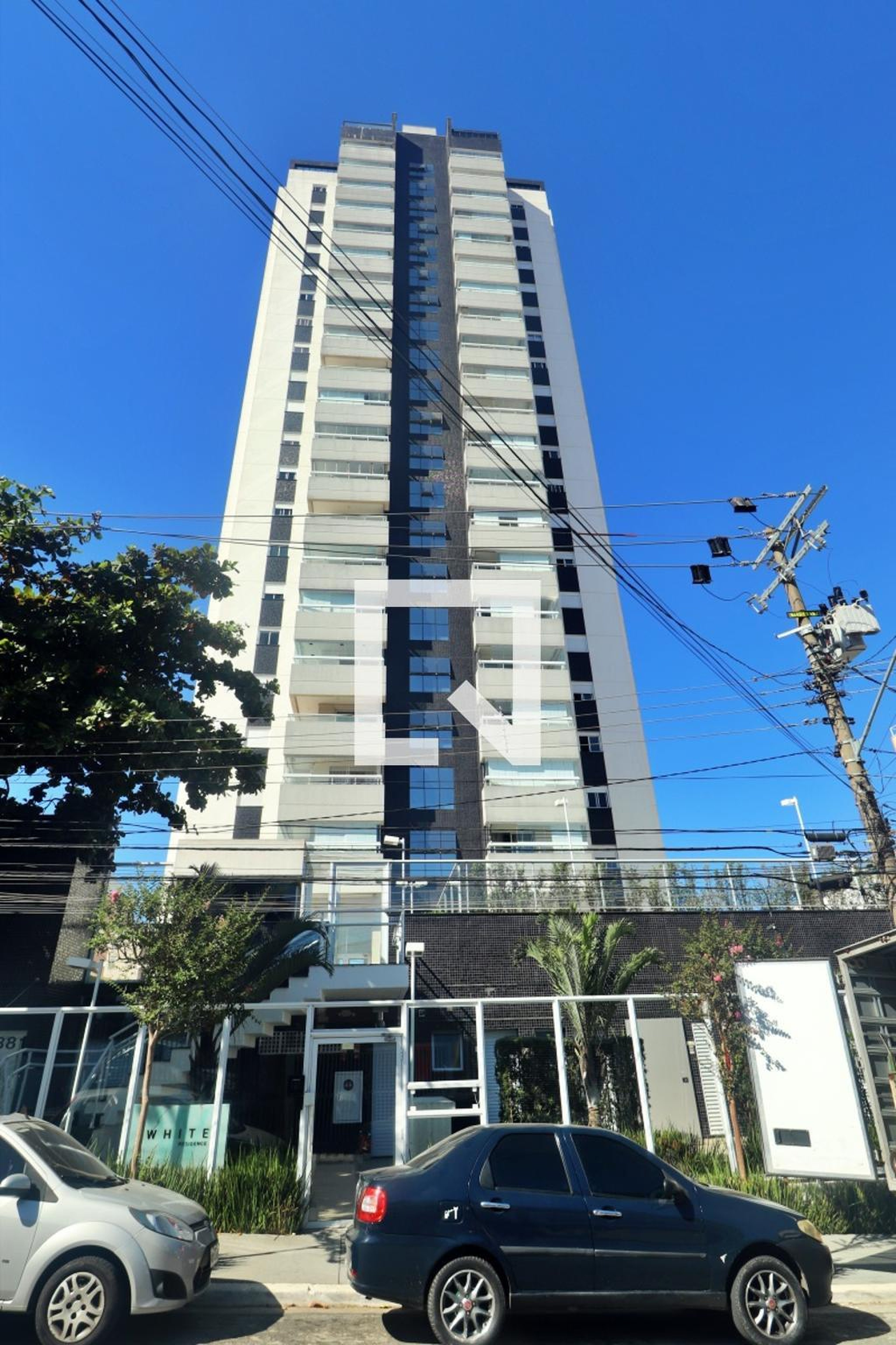 Fachada Condomínio White Residence