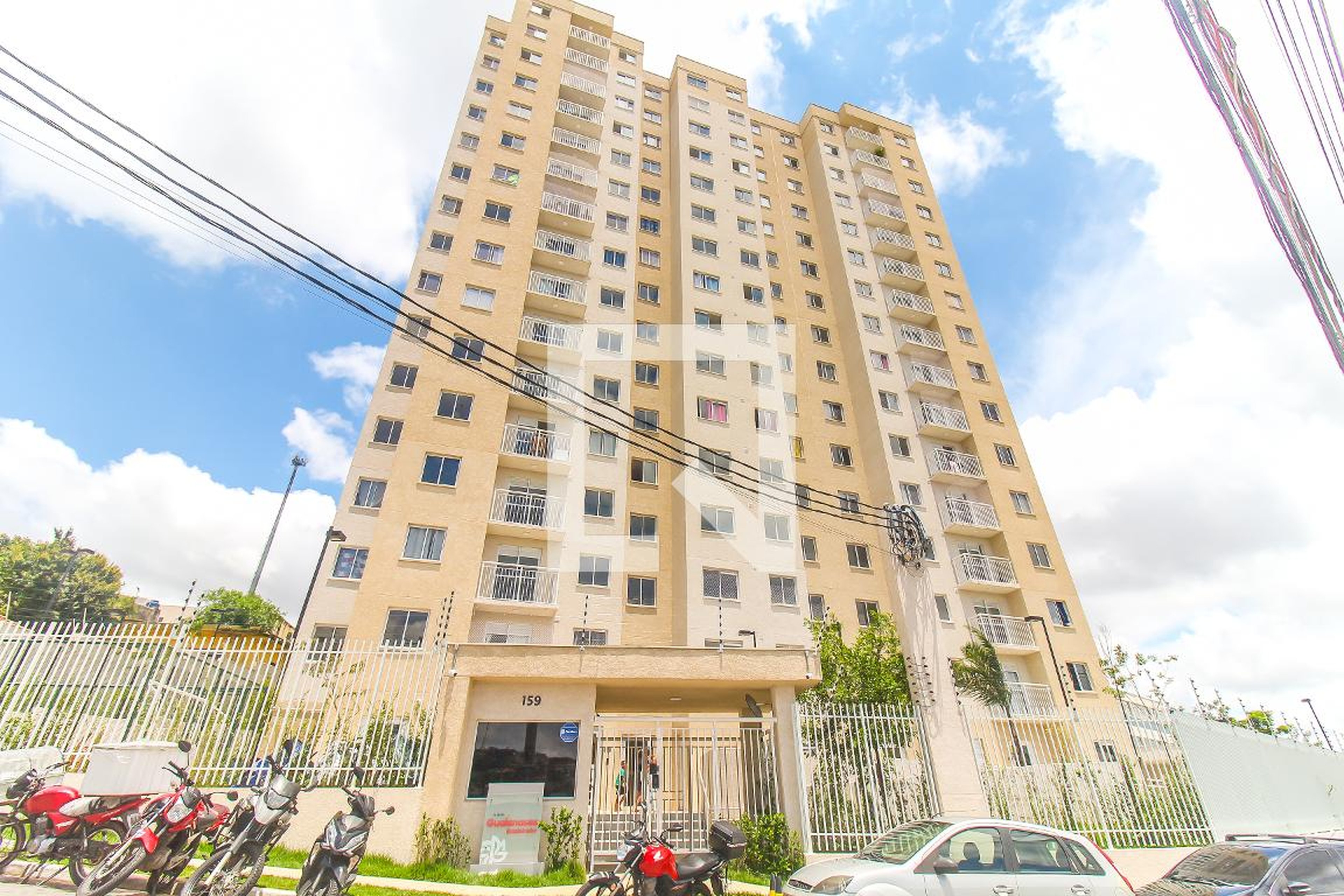 Fachada Residencial Plano&Guaianases  Estaleirador