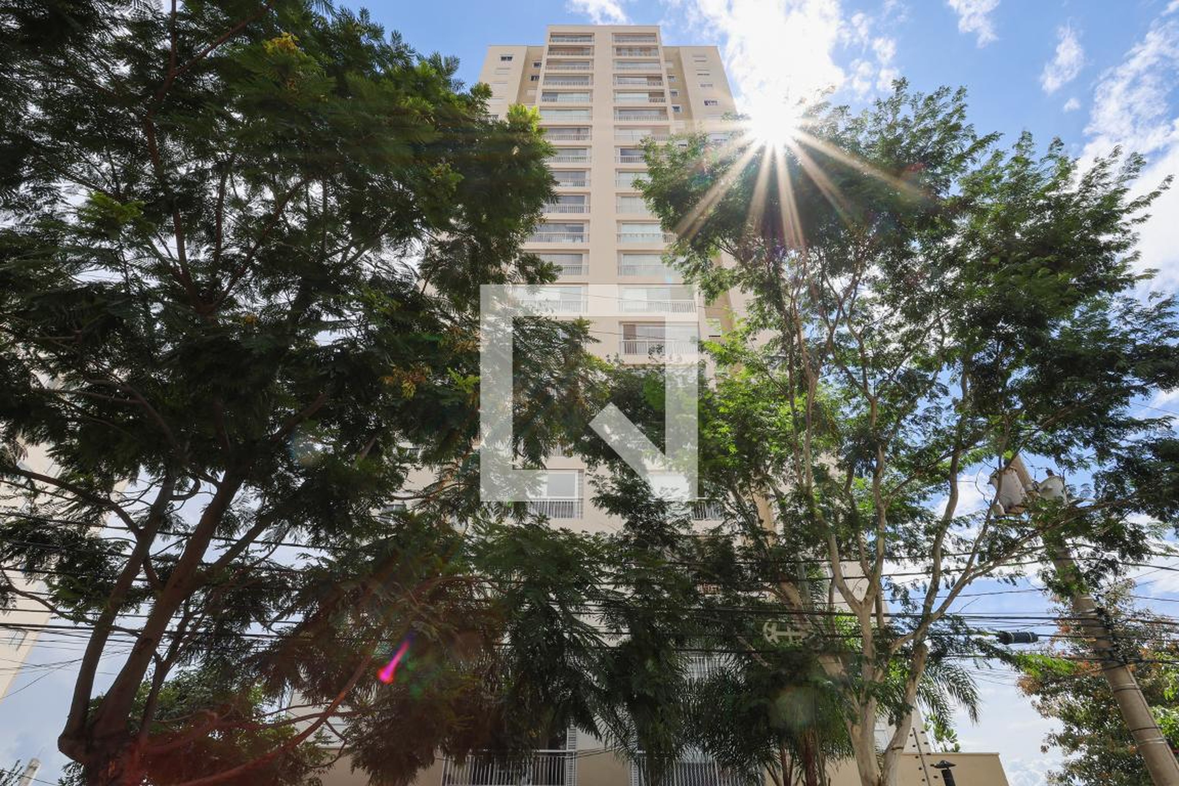 Fachada do prédio Condomínio You Santana