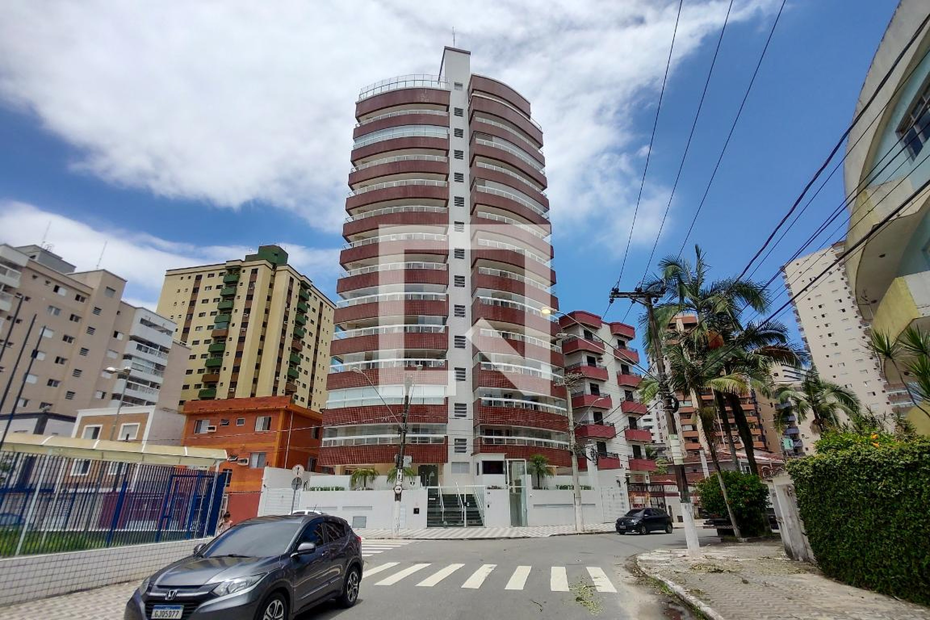 Fachada do Prédio Condomínio Res.Waz