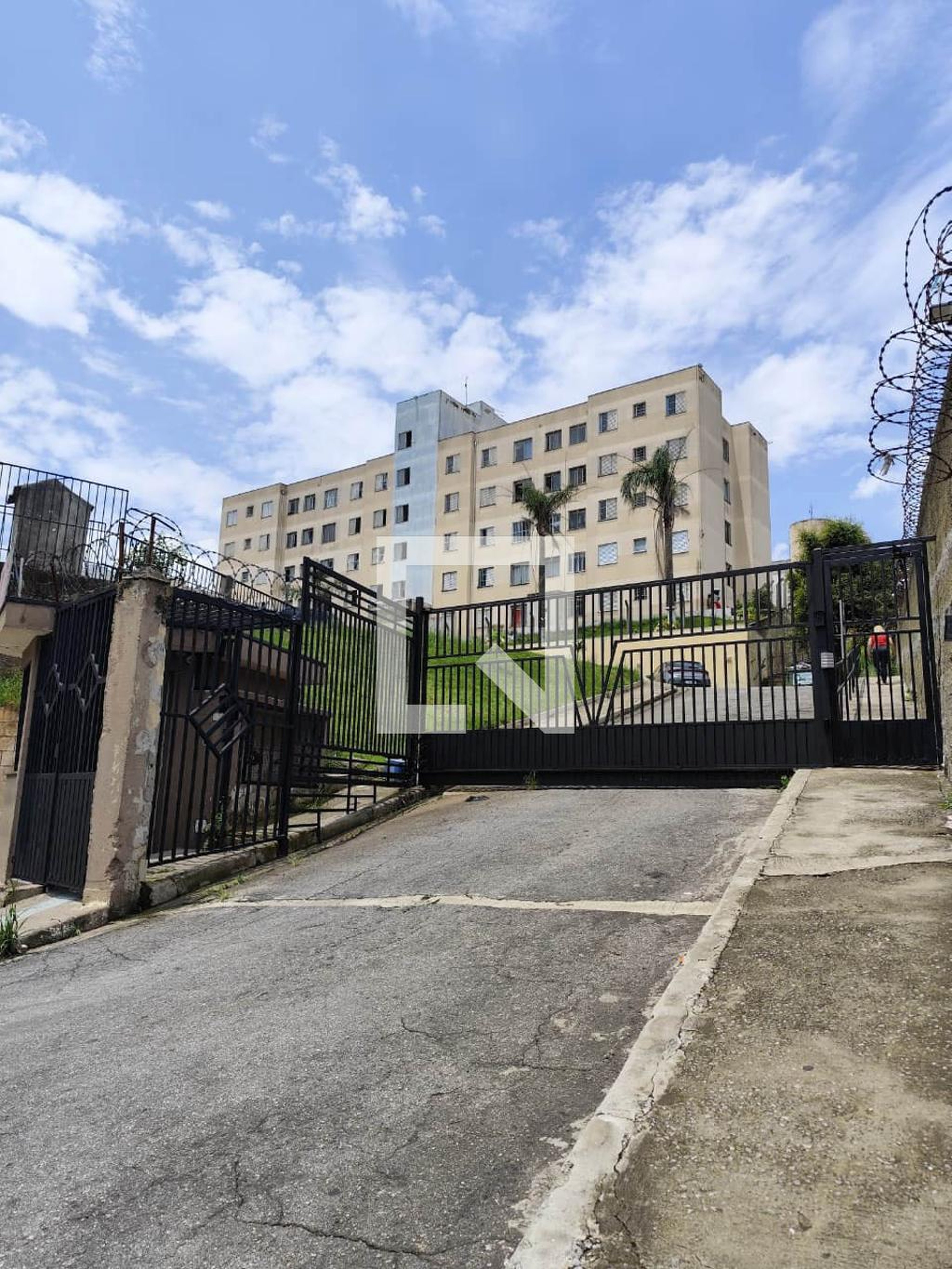 Fachada Condomínio em Rua Caraíva, 240