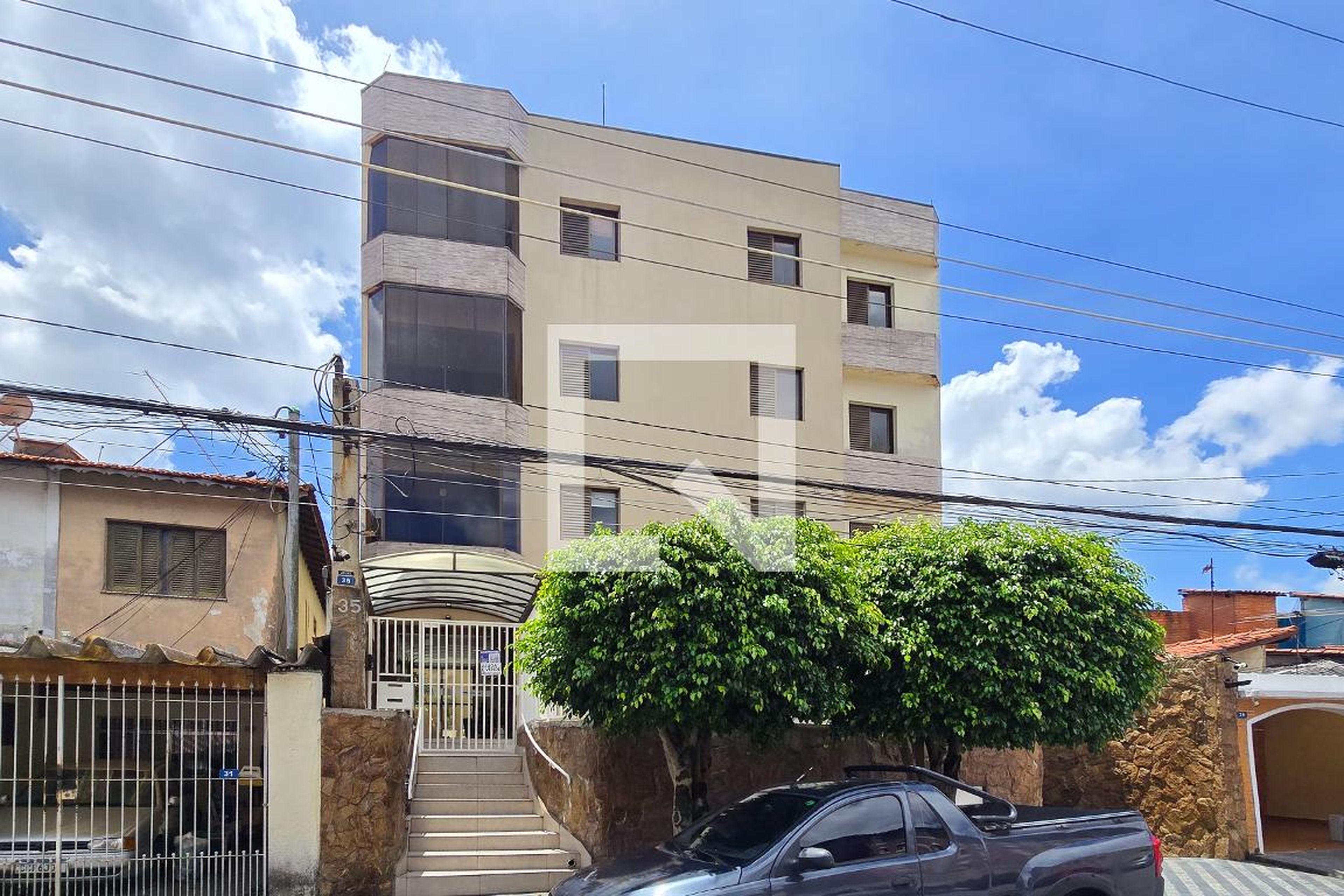 Fachada Condomínio em Rua Tota Nogueira, 35