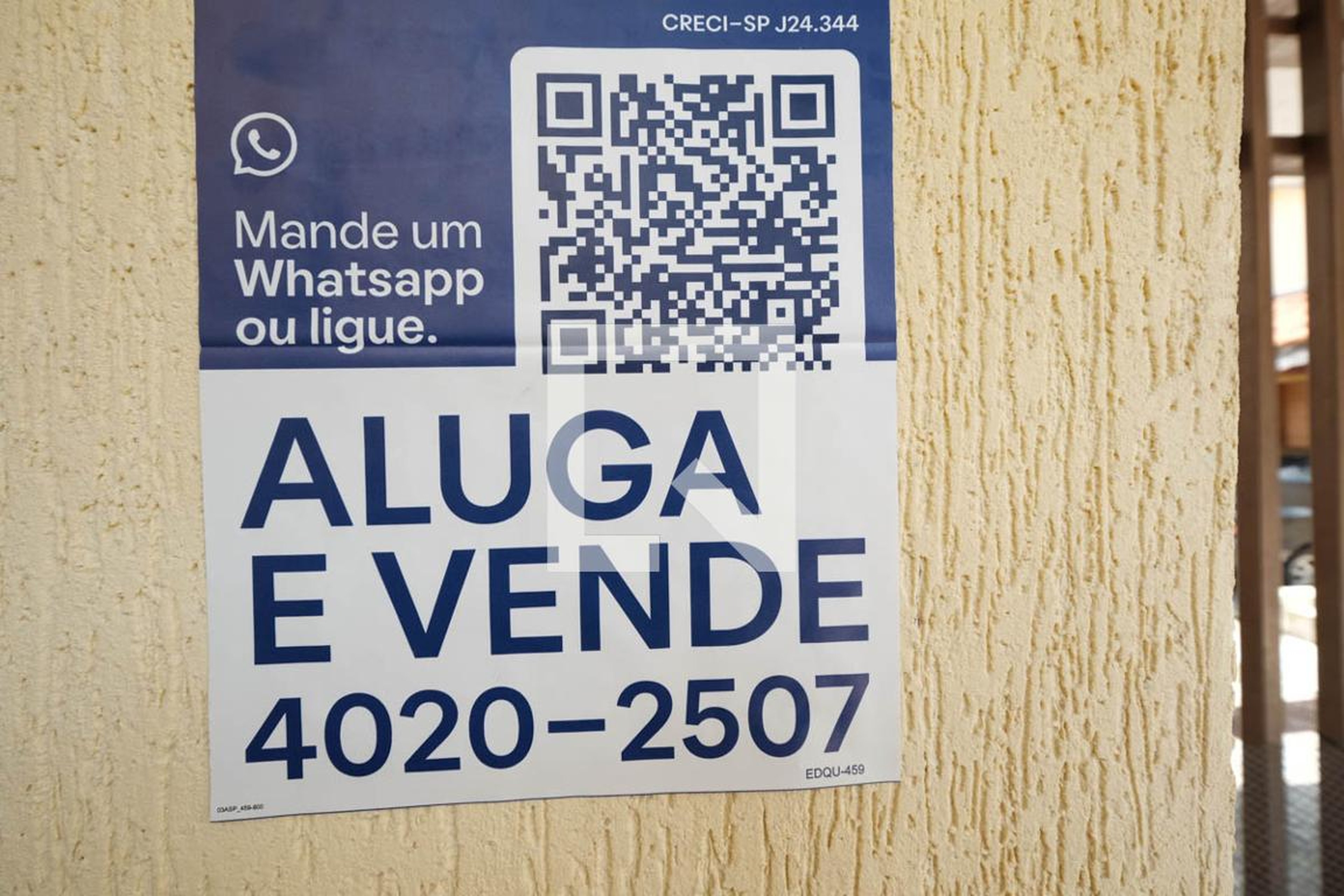 Fachada Condomínio em Rua Esmeraldina Nascimento de Souza, 330