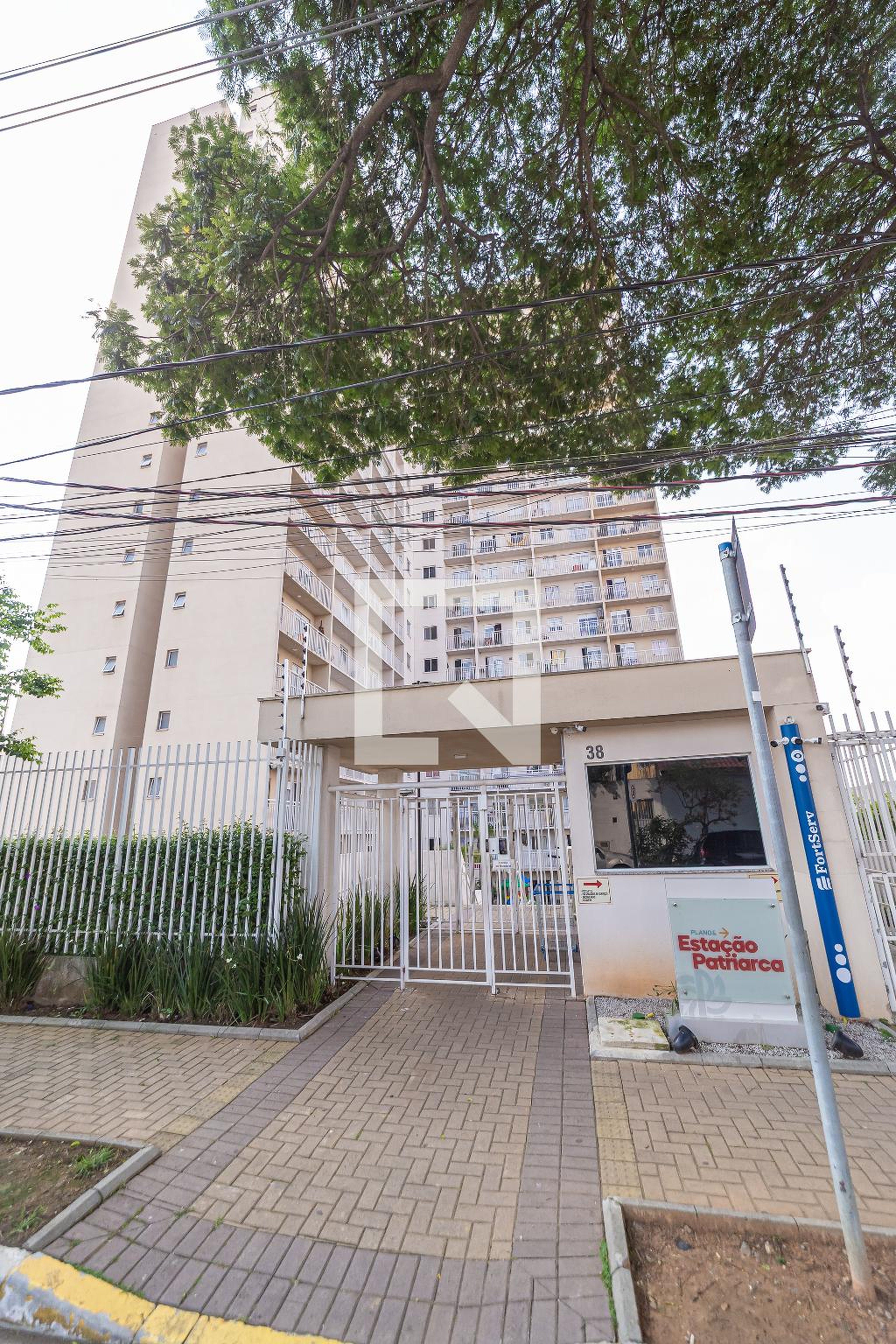 Fachada Condomínio Plano & Estação Patriarca