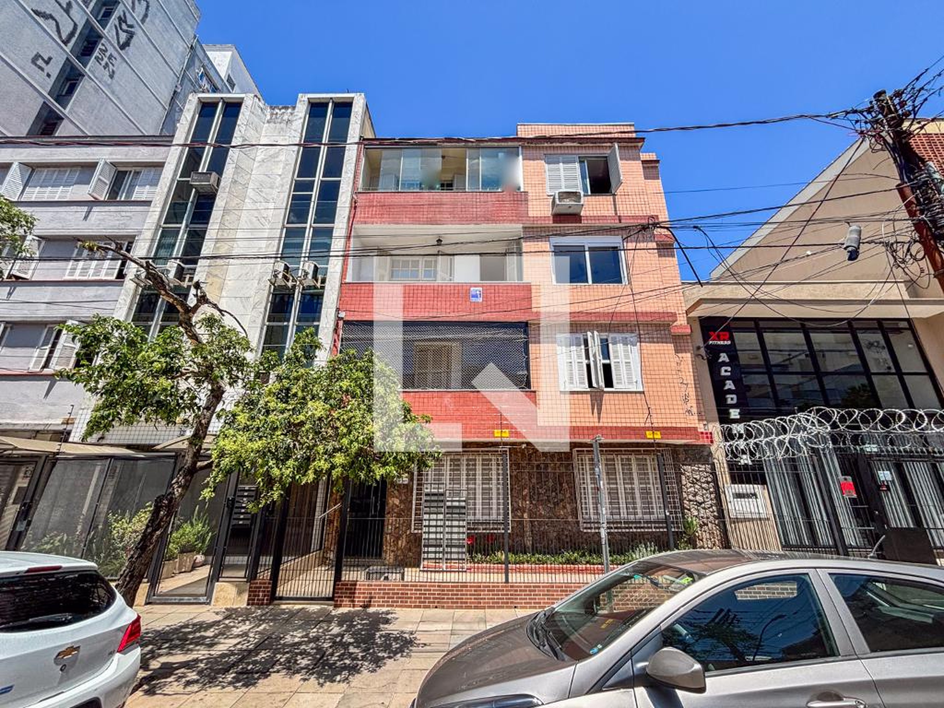 Fachada Condomínio em Rua José do Patrocínio, 345