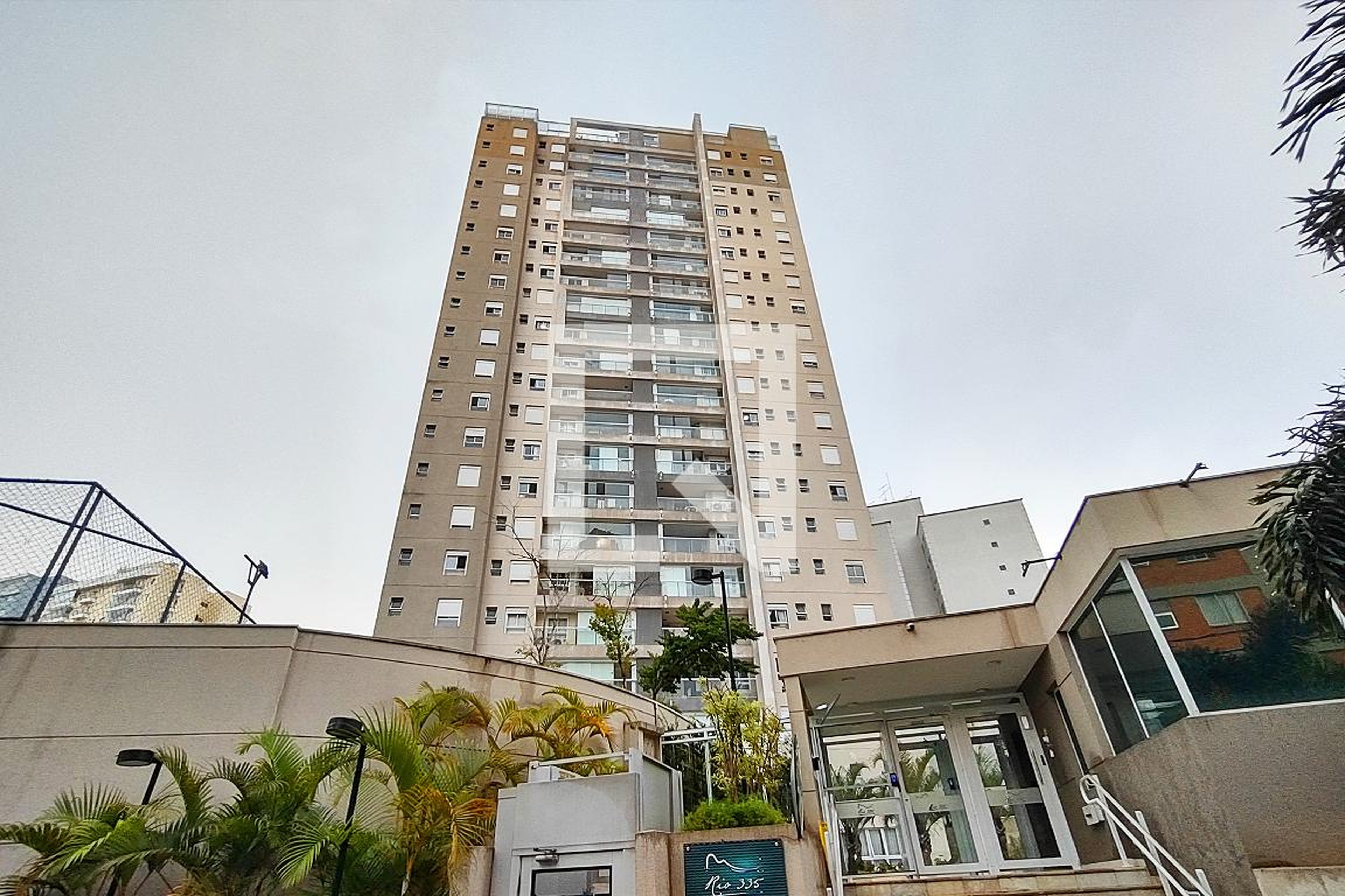 Fachada Condomínio Rio 335