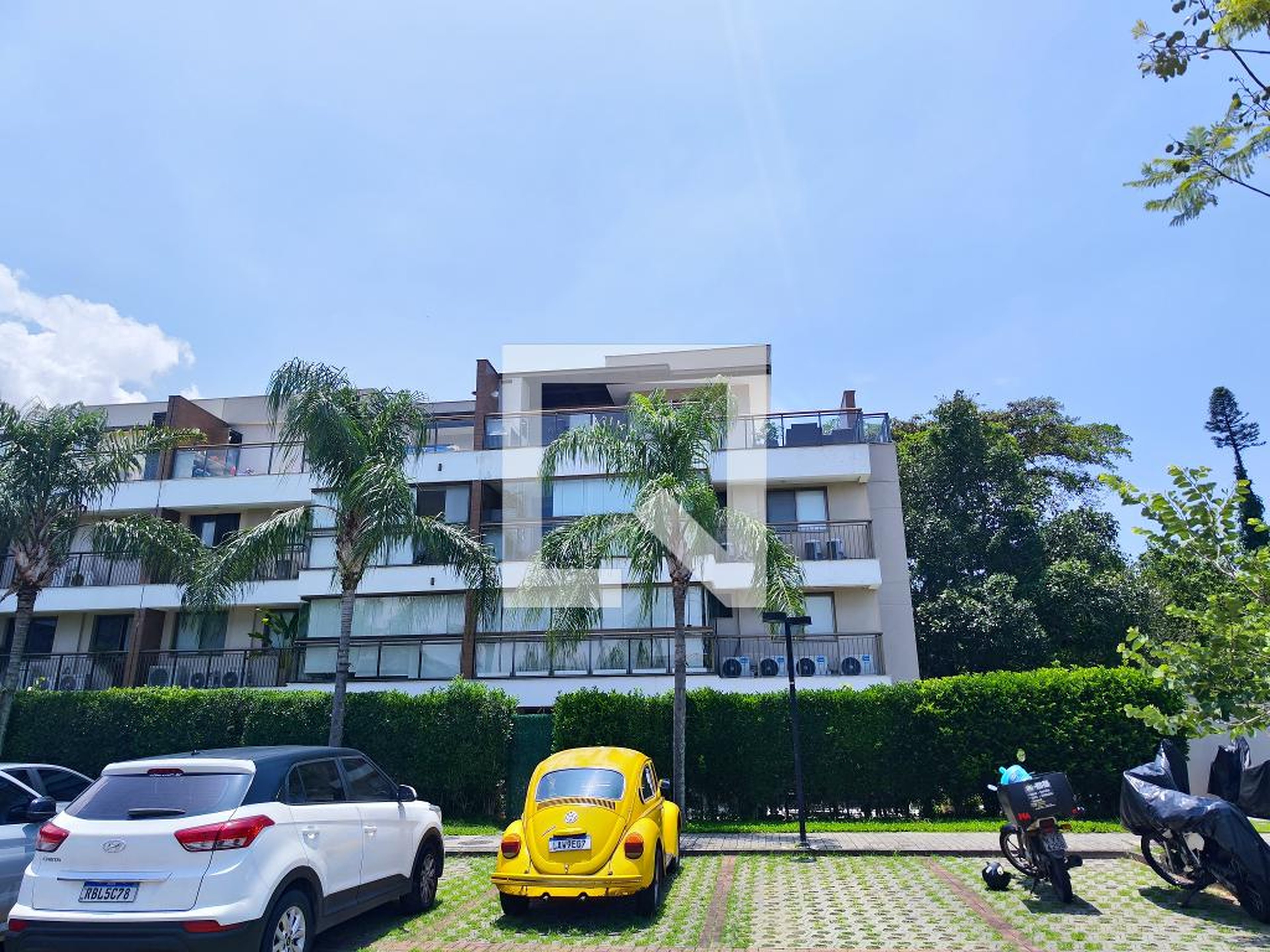 Fachada Condomínio West Vintage