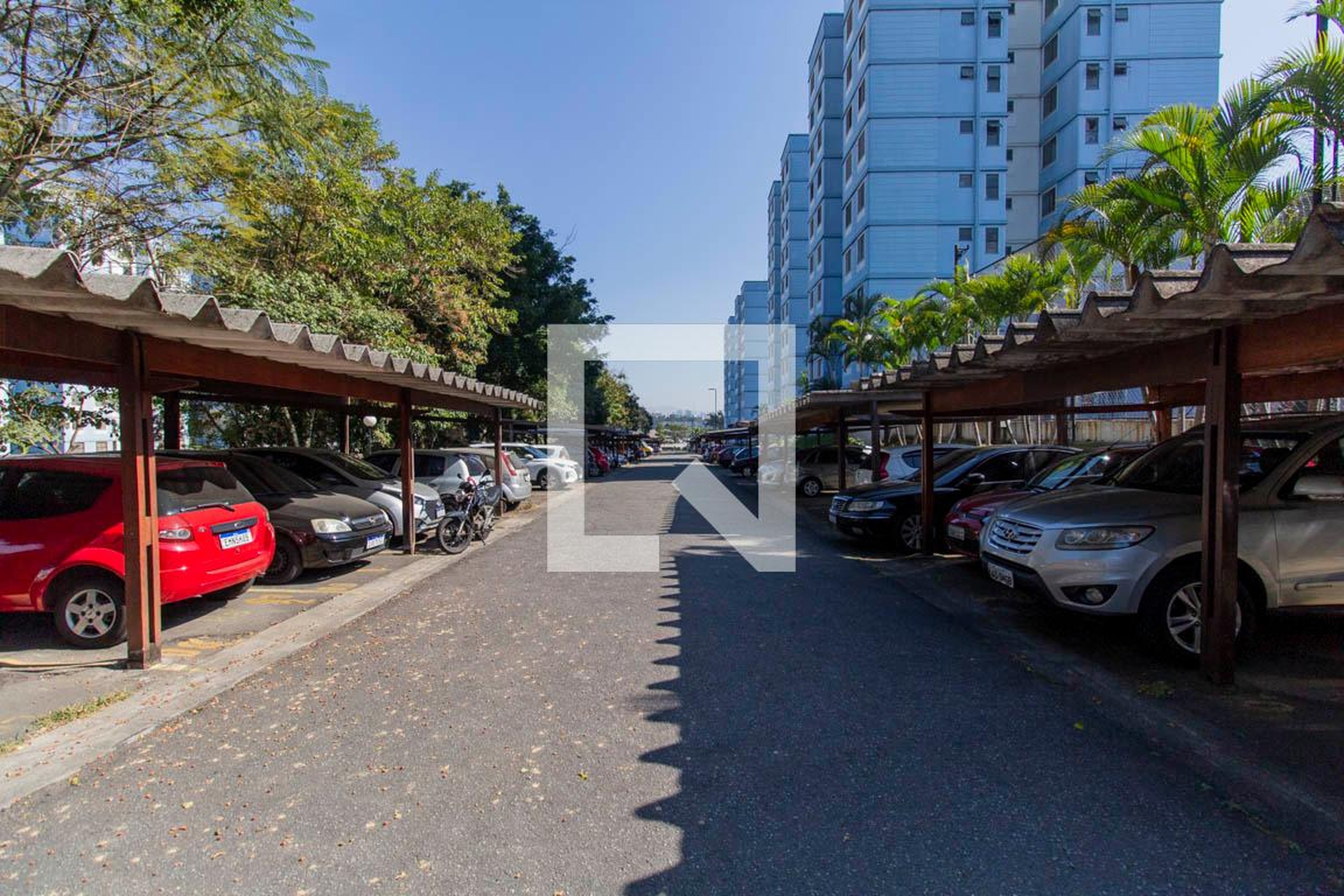 Estacionamento - Floresta Azul