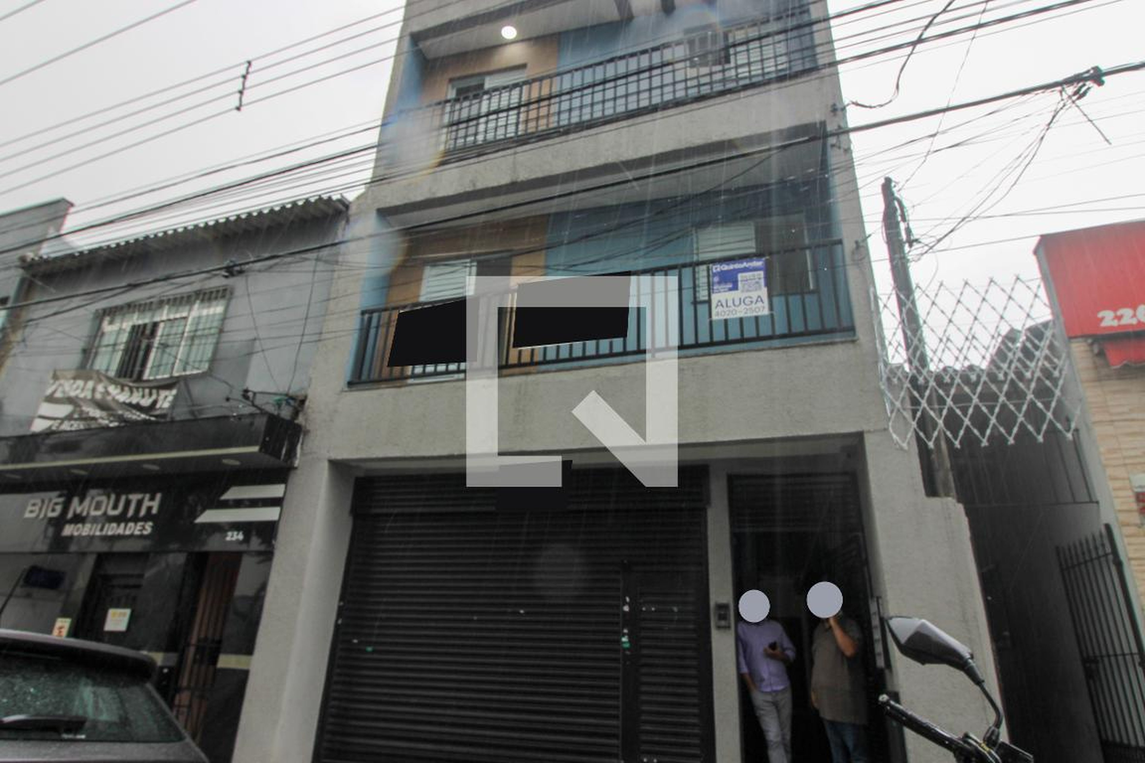 Fachada Condomínio em Avenida São Miguel, 228