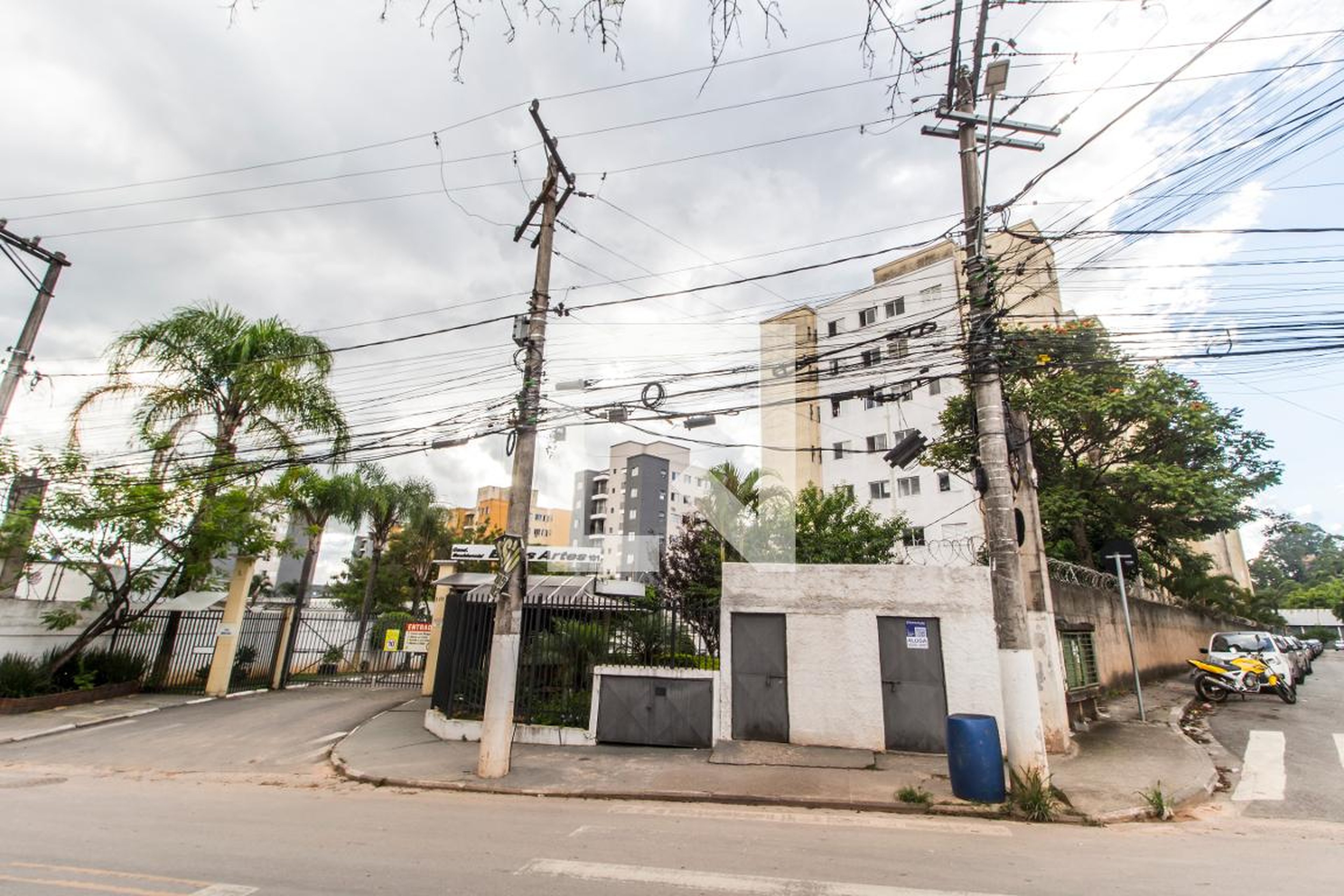 Fachada Condomínio em Rua Manoel Alves García, 101