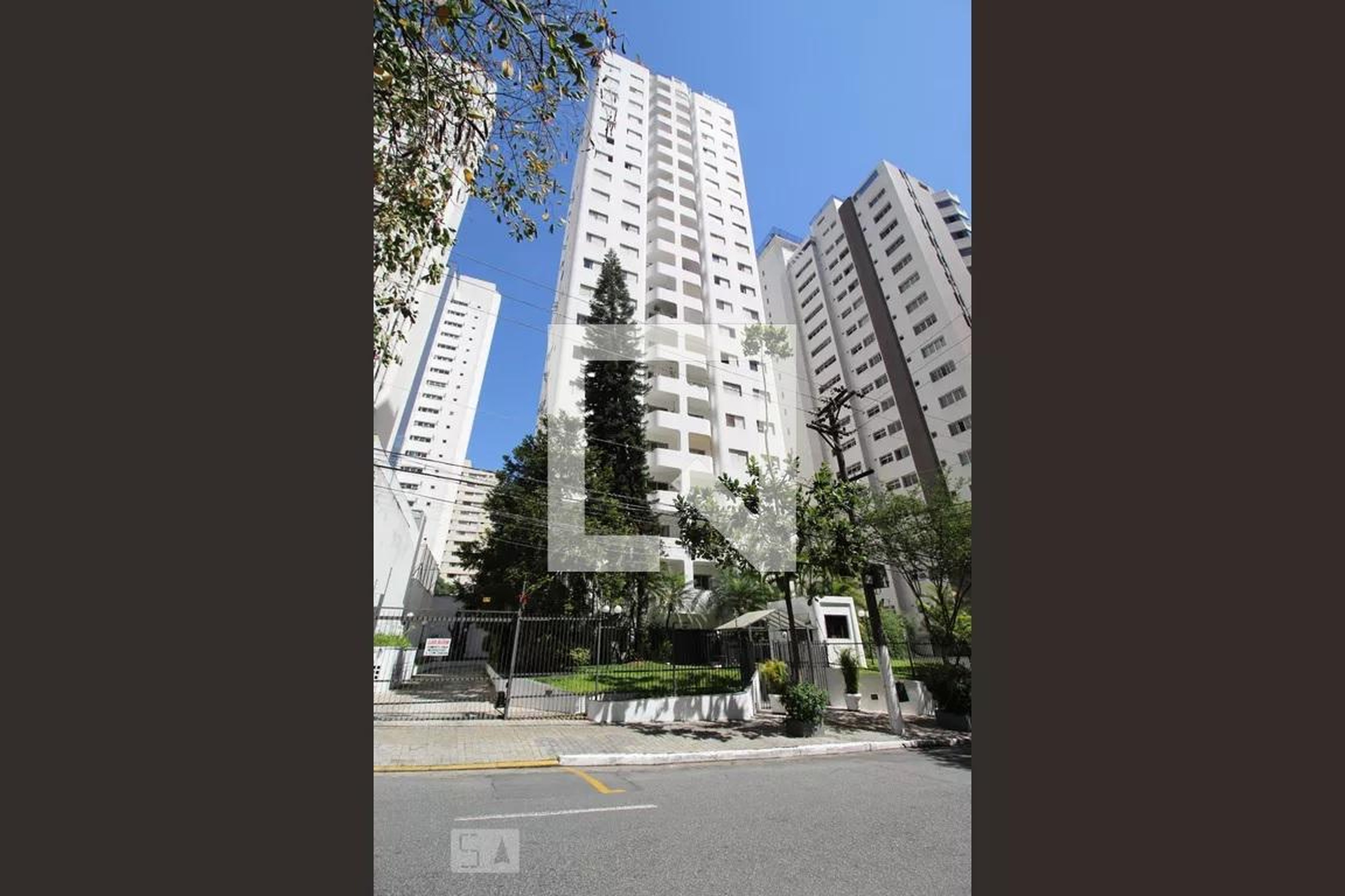 Fachada Condomínio Daniela