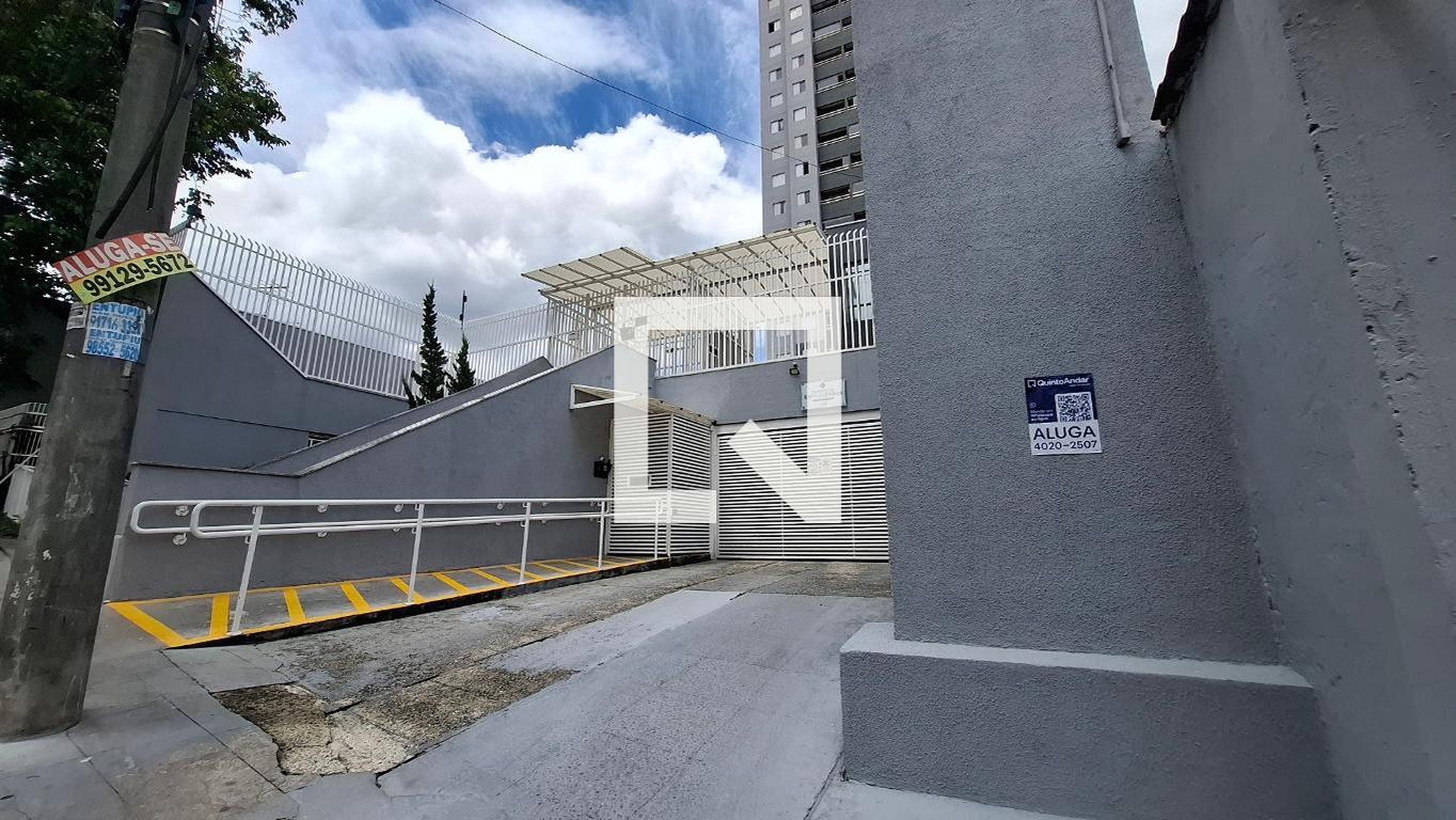 Fachada Condomínio Las Calendas