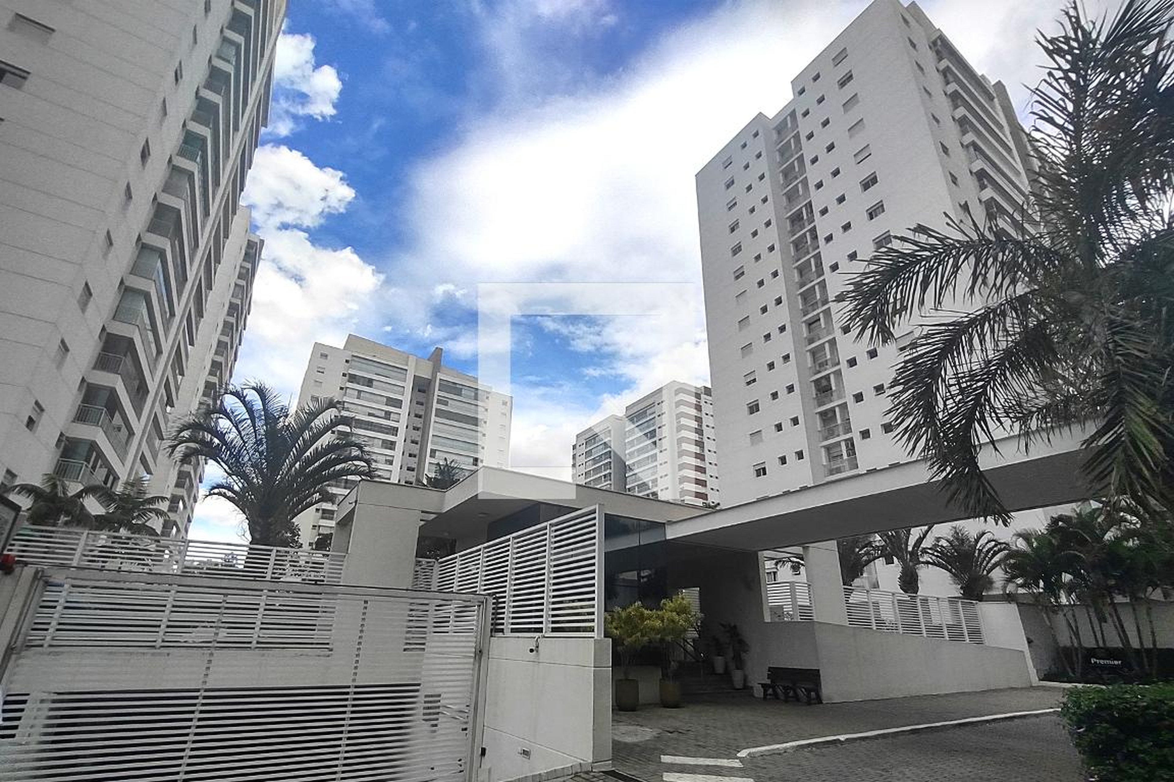 Fachada Condomínio Premier Espaço Cerâmica