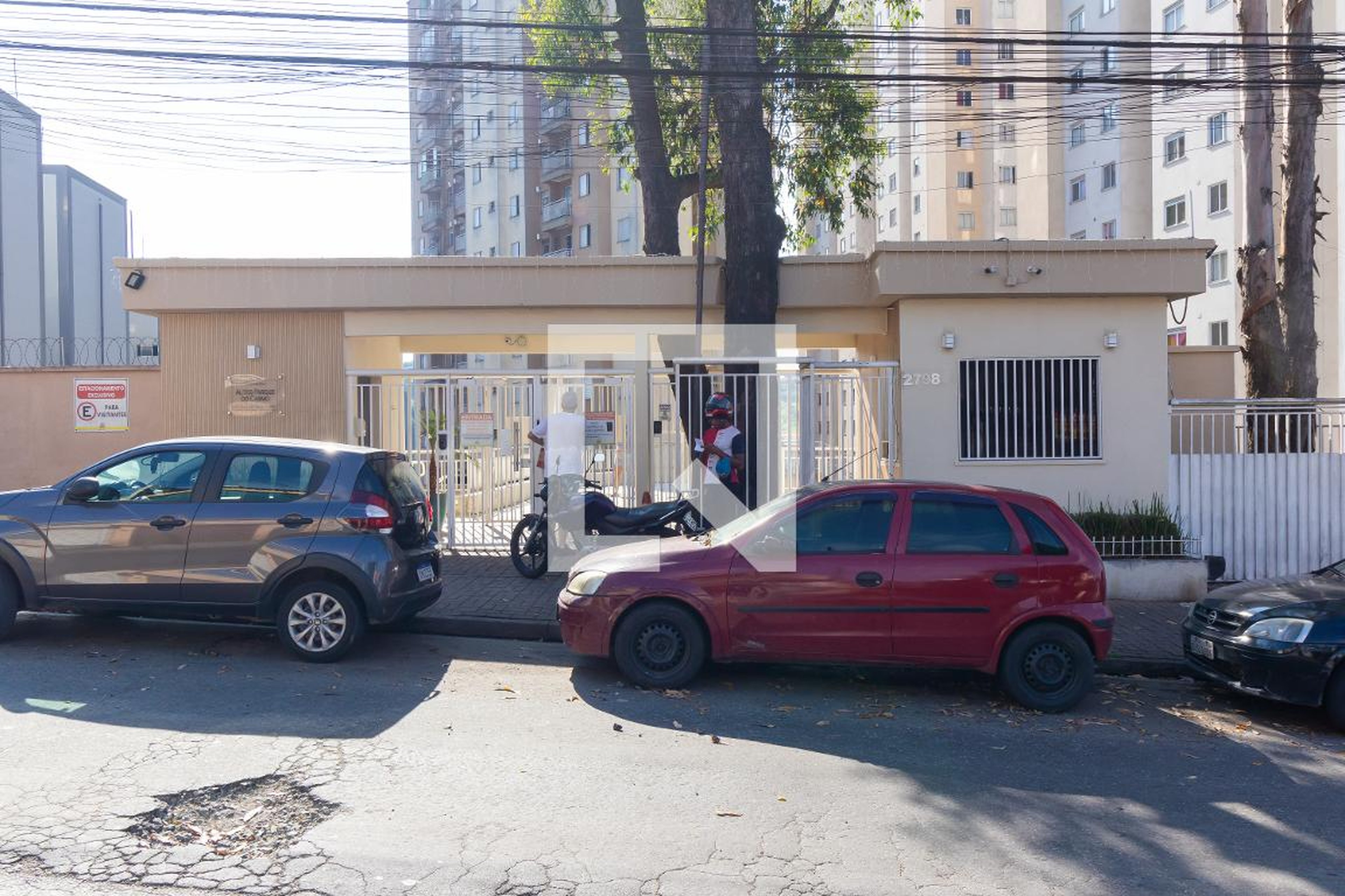 Fachada do condomínio Condomínio Altos do Parque do Carmo