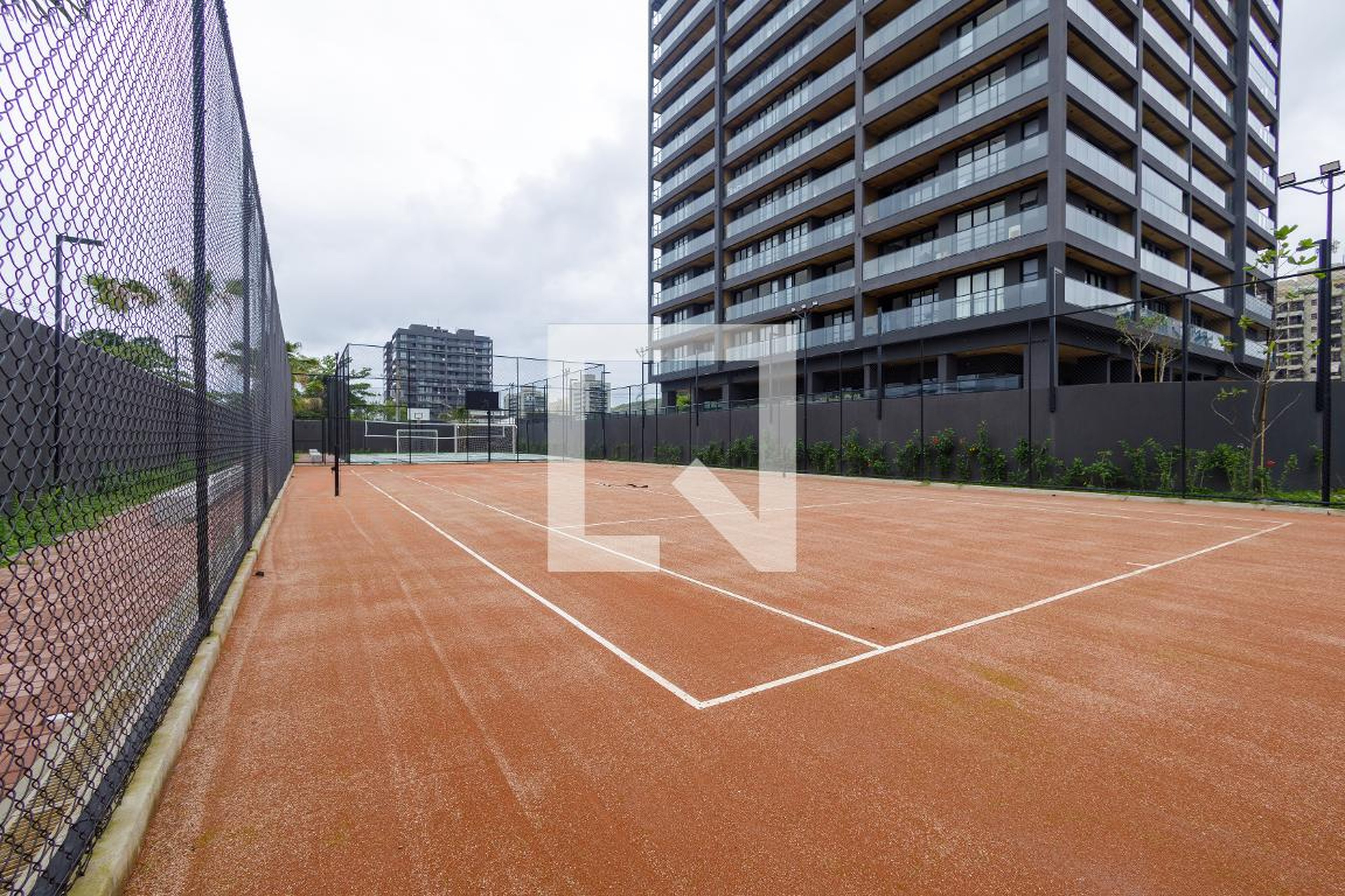 Quadra Esportiva - Noir Design Apartments