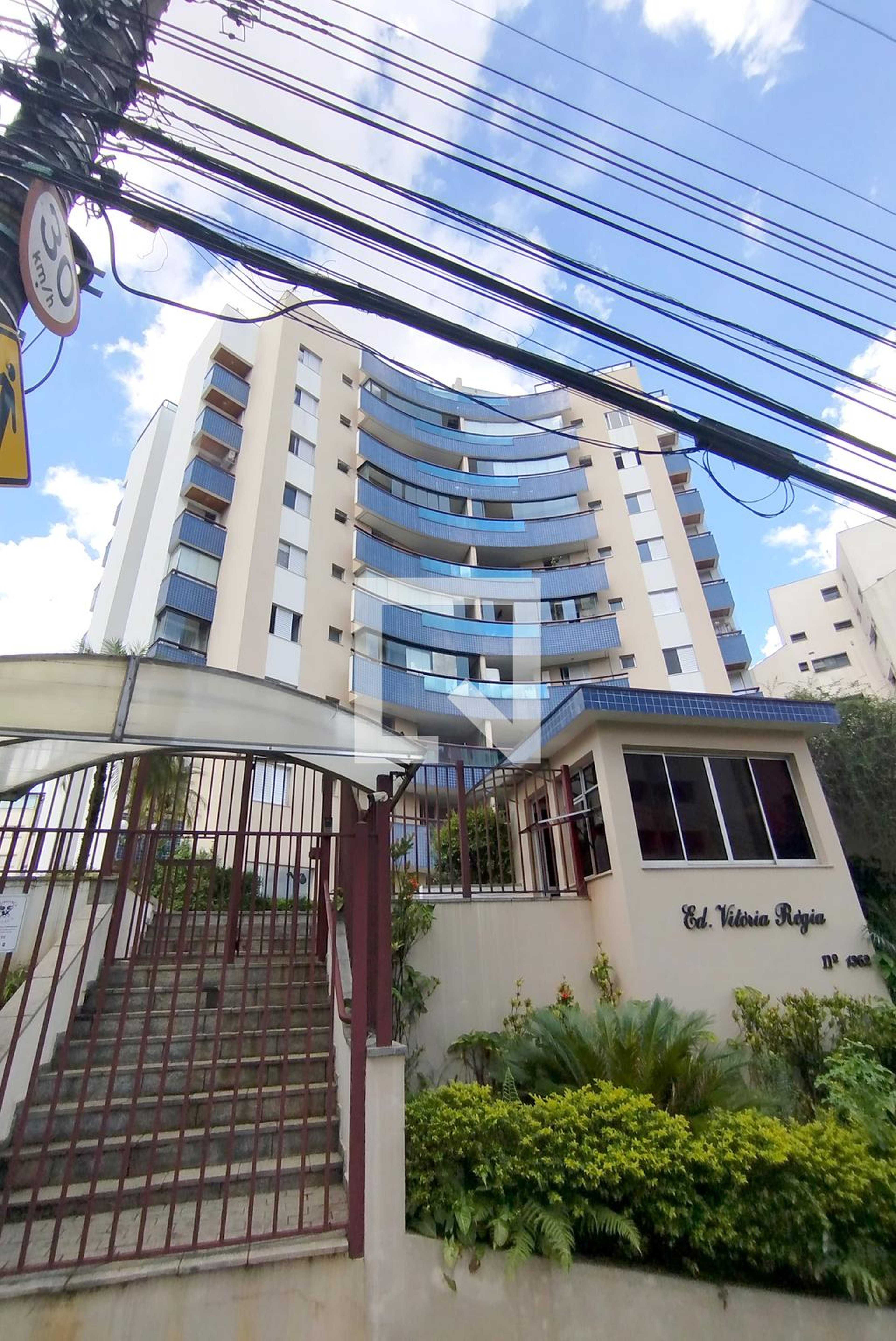 Fachada Condomínio Vitória Régia