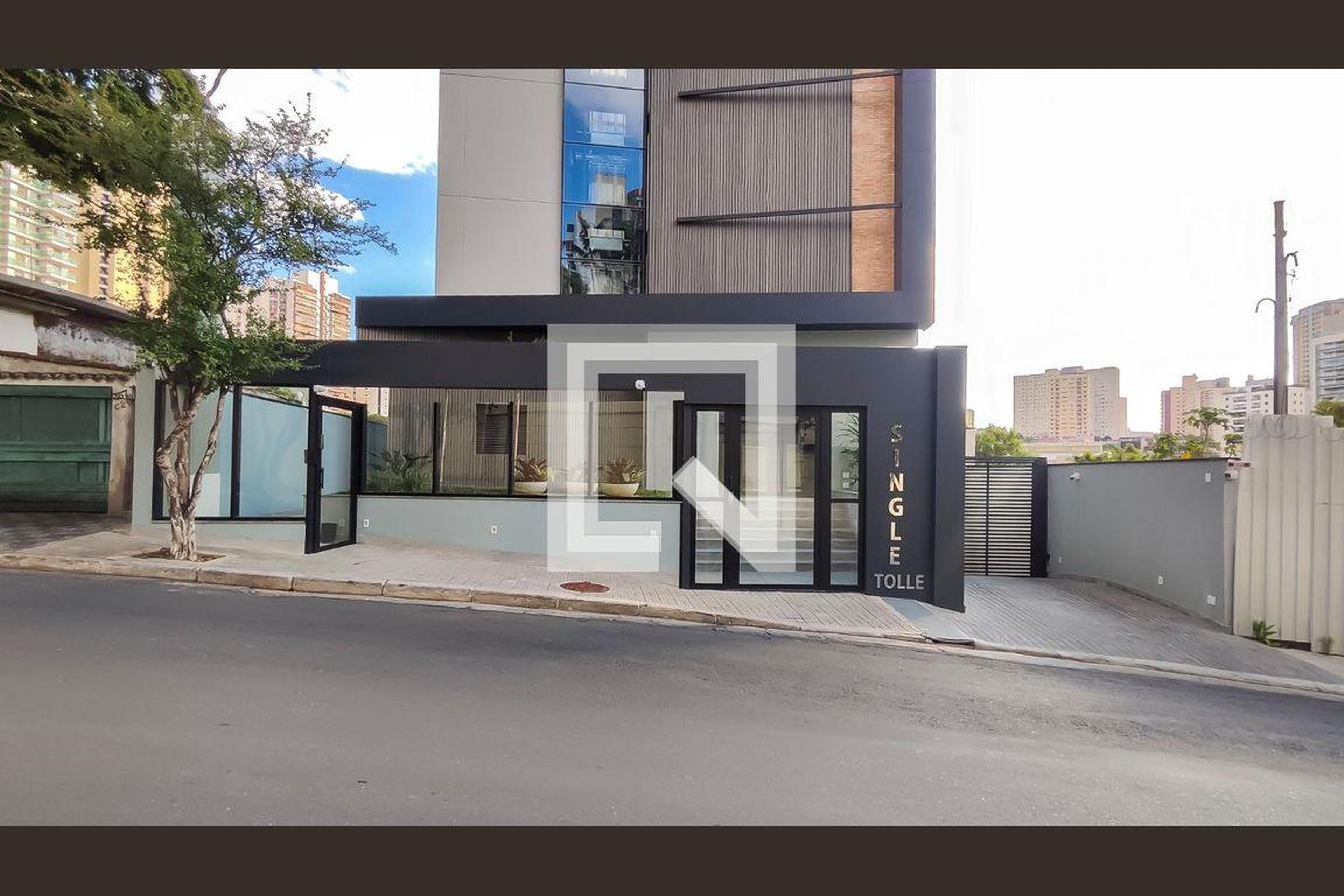 Fachada do Prédio Condomínio Single Tolle