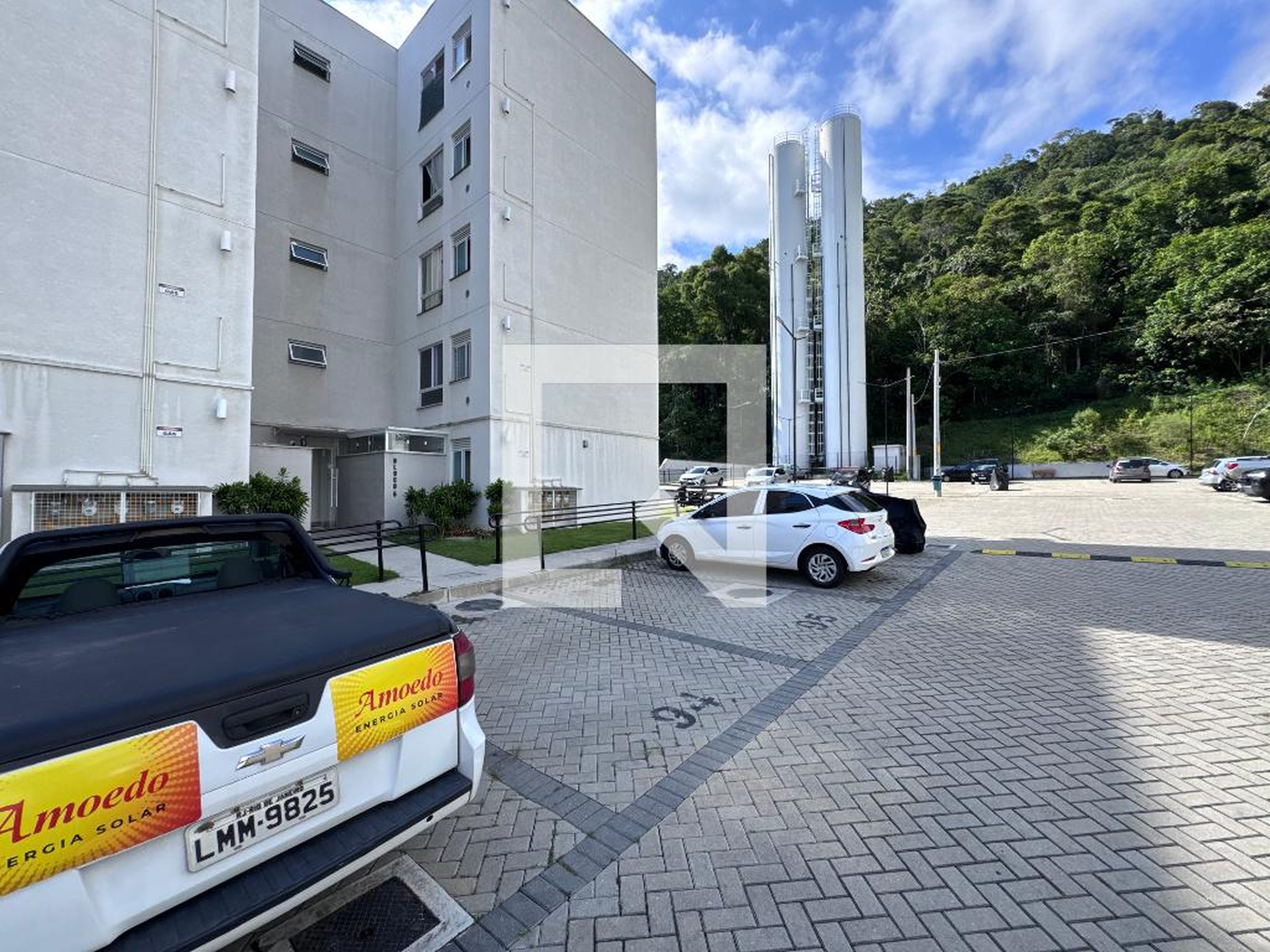 Fachada Condomínio Novolar Vargem Grande