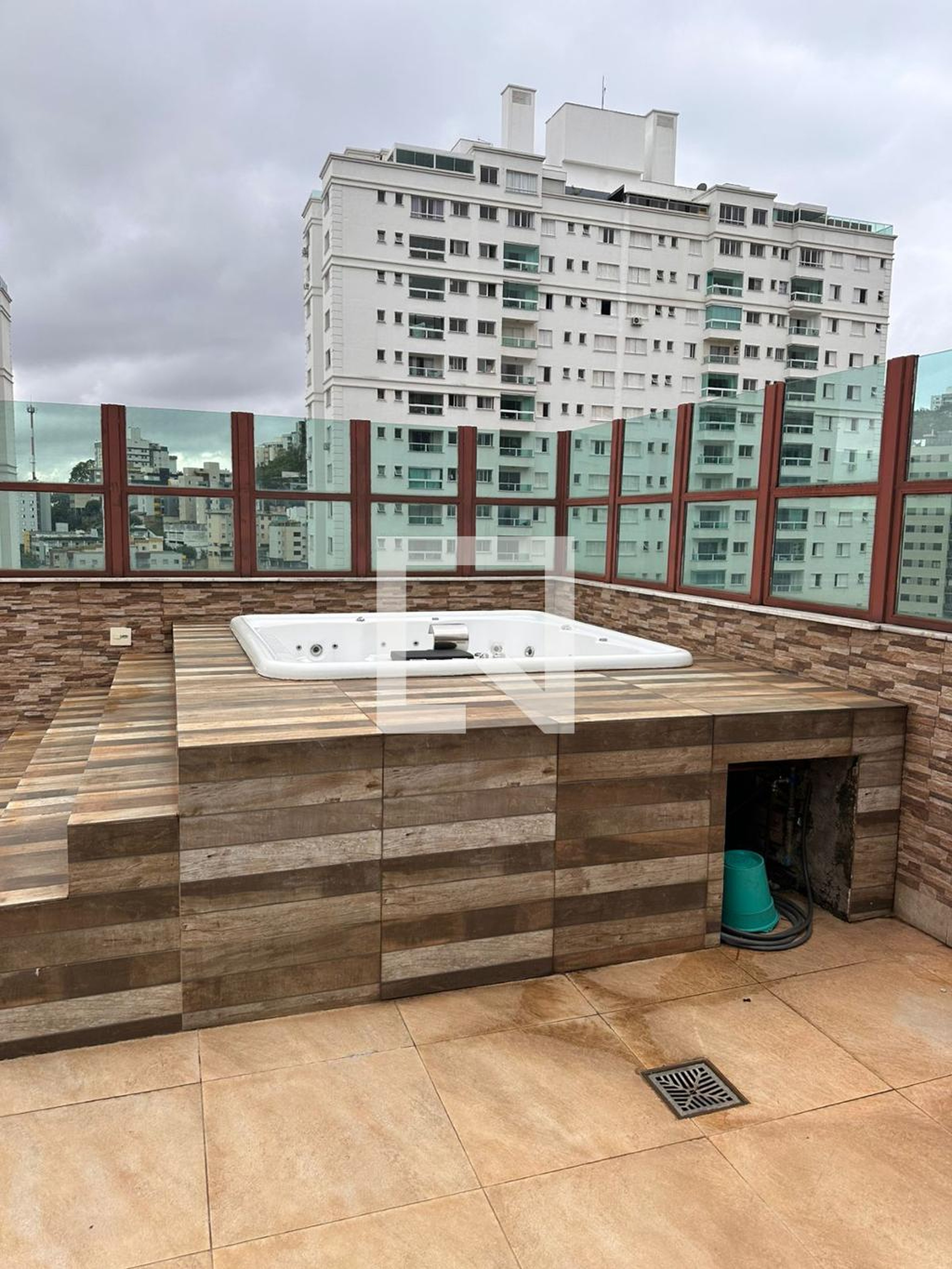 Área externa Condomínio em Rua Eli Seabra Filho, 245