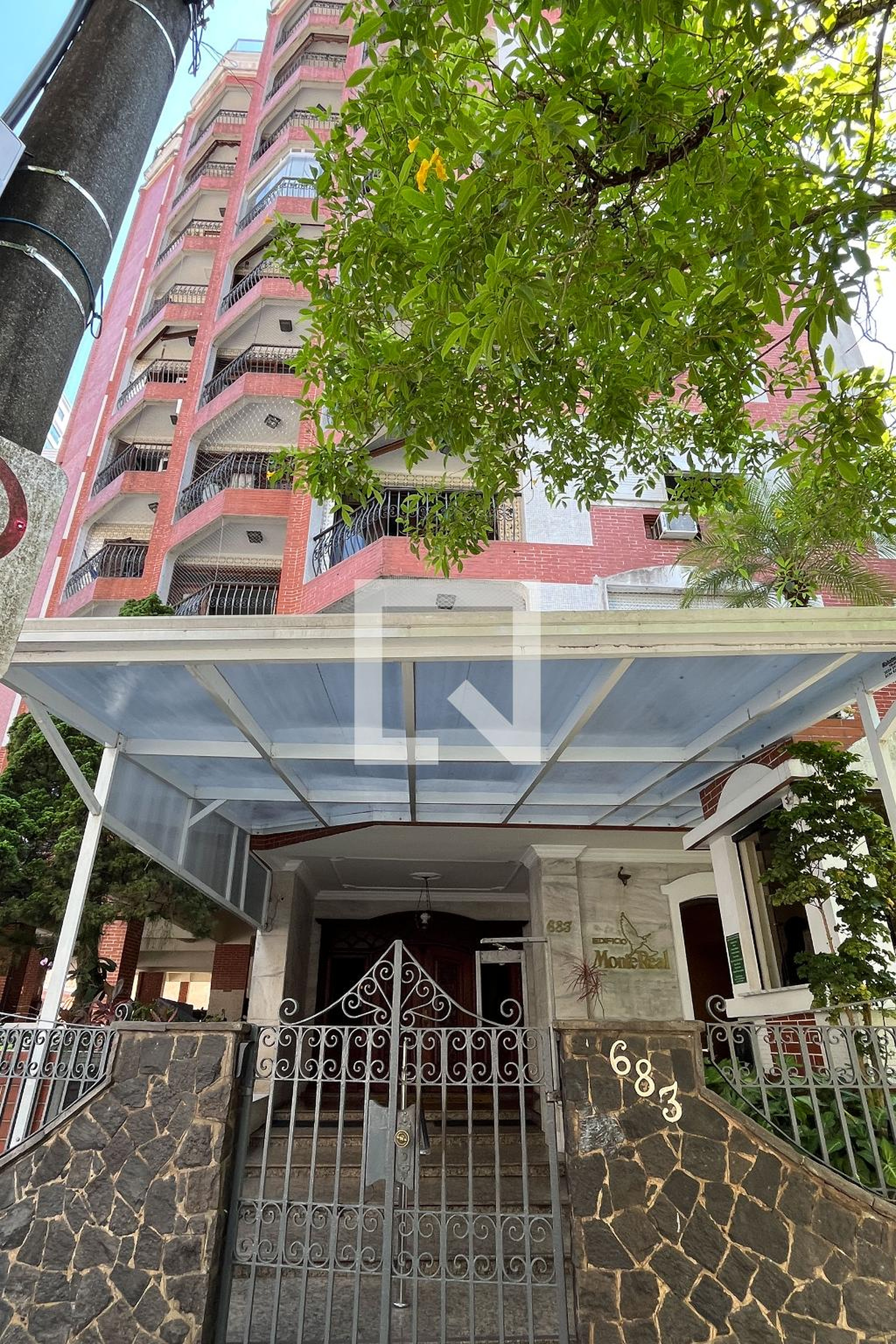 Fachada Condomínio Monte Real