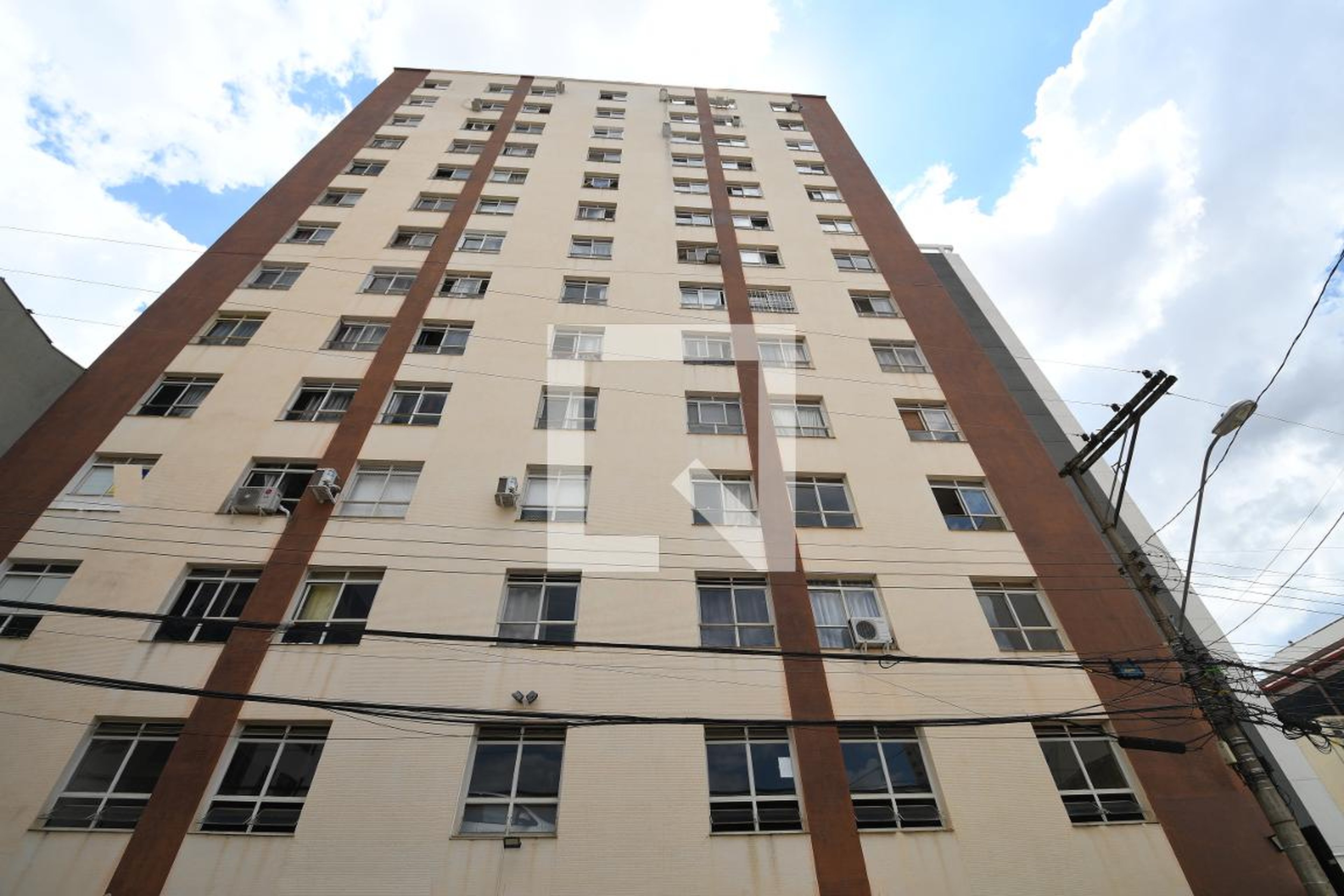 Fachada do Prédio Condomínio em Rua Coronel Quirino, 757