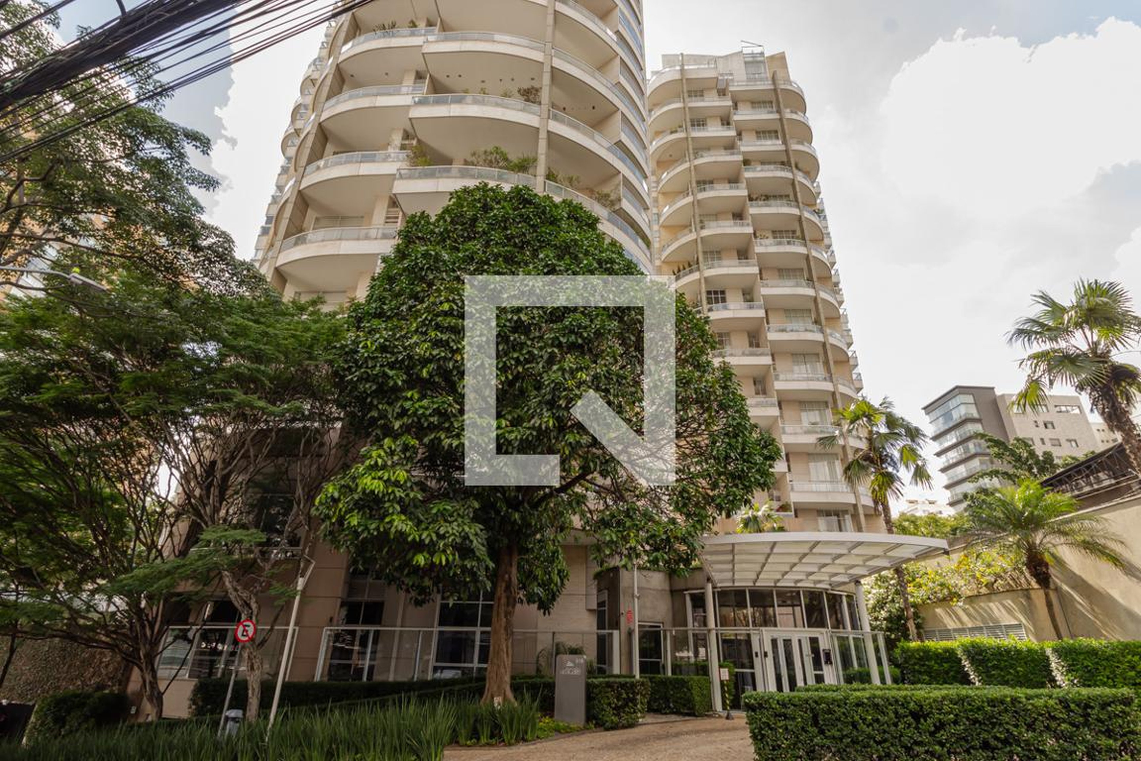 Fachada Condomínio Upscale