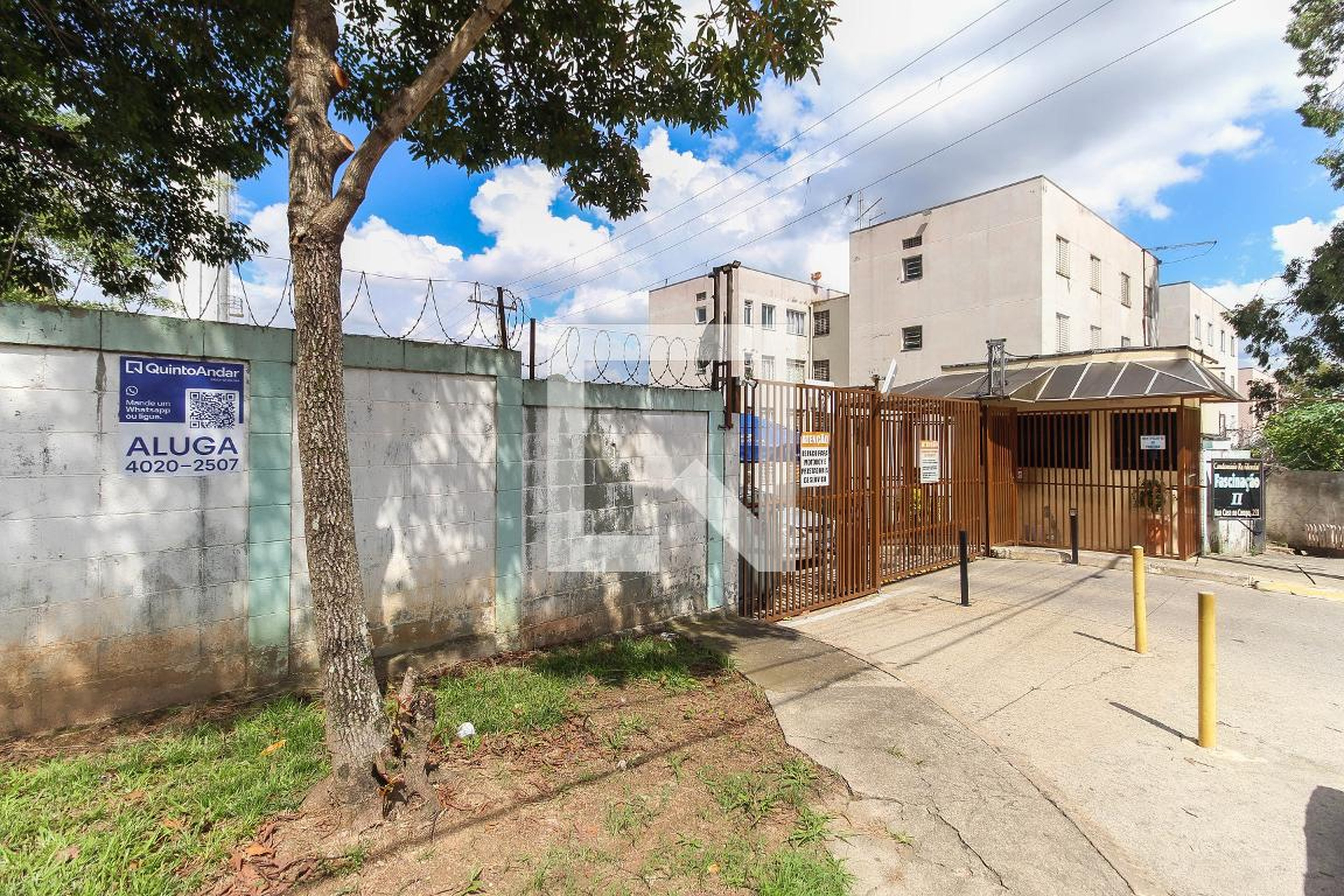 Fachada Condomínio em Rua Casa no Campo, 251