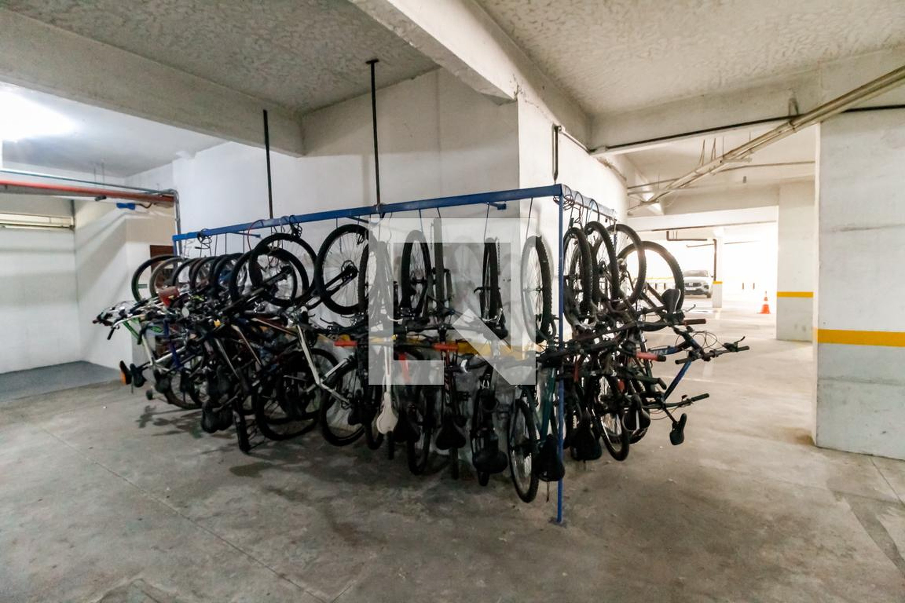 Bicicletario - Conjunto Residencial Jardim dos Colegios