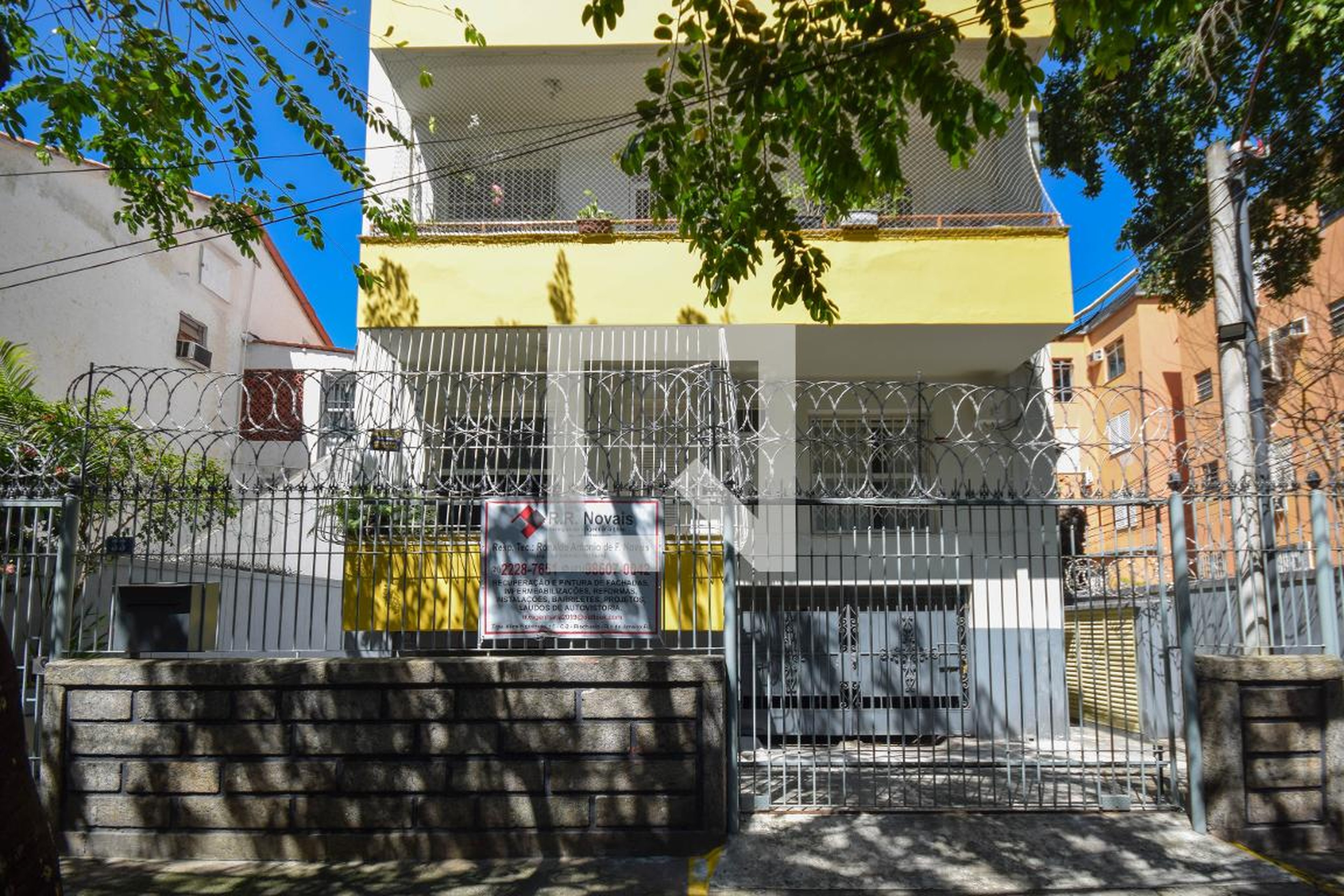 Fachada do Prédio Condomínio em Rua Radmaker, 33