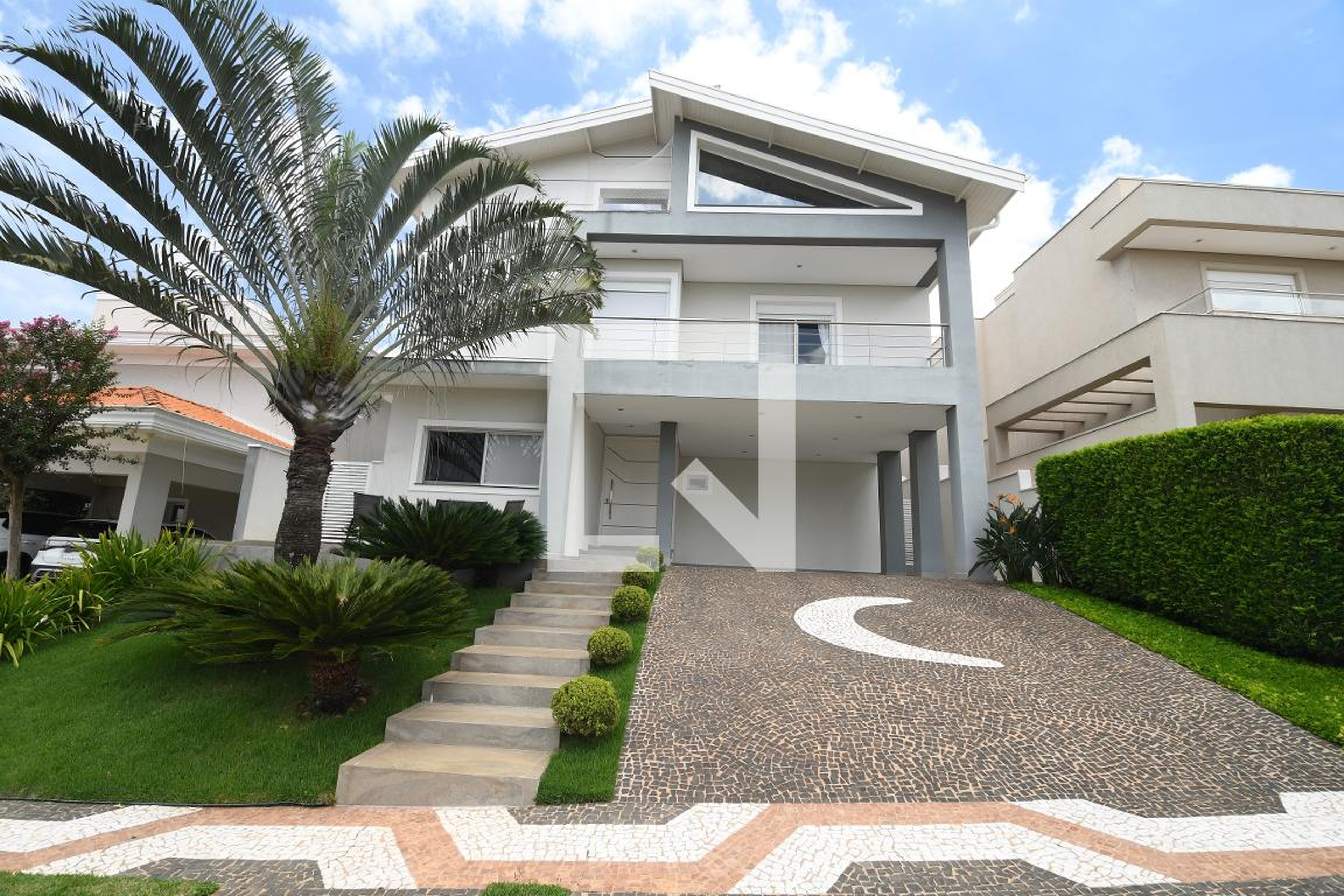 Fachada Condomínio Sainte Helene