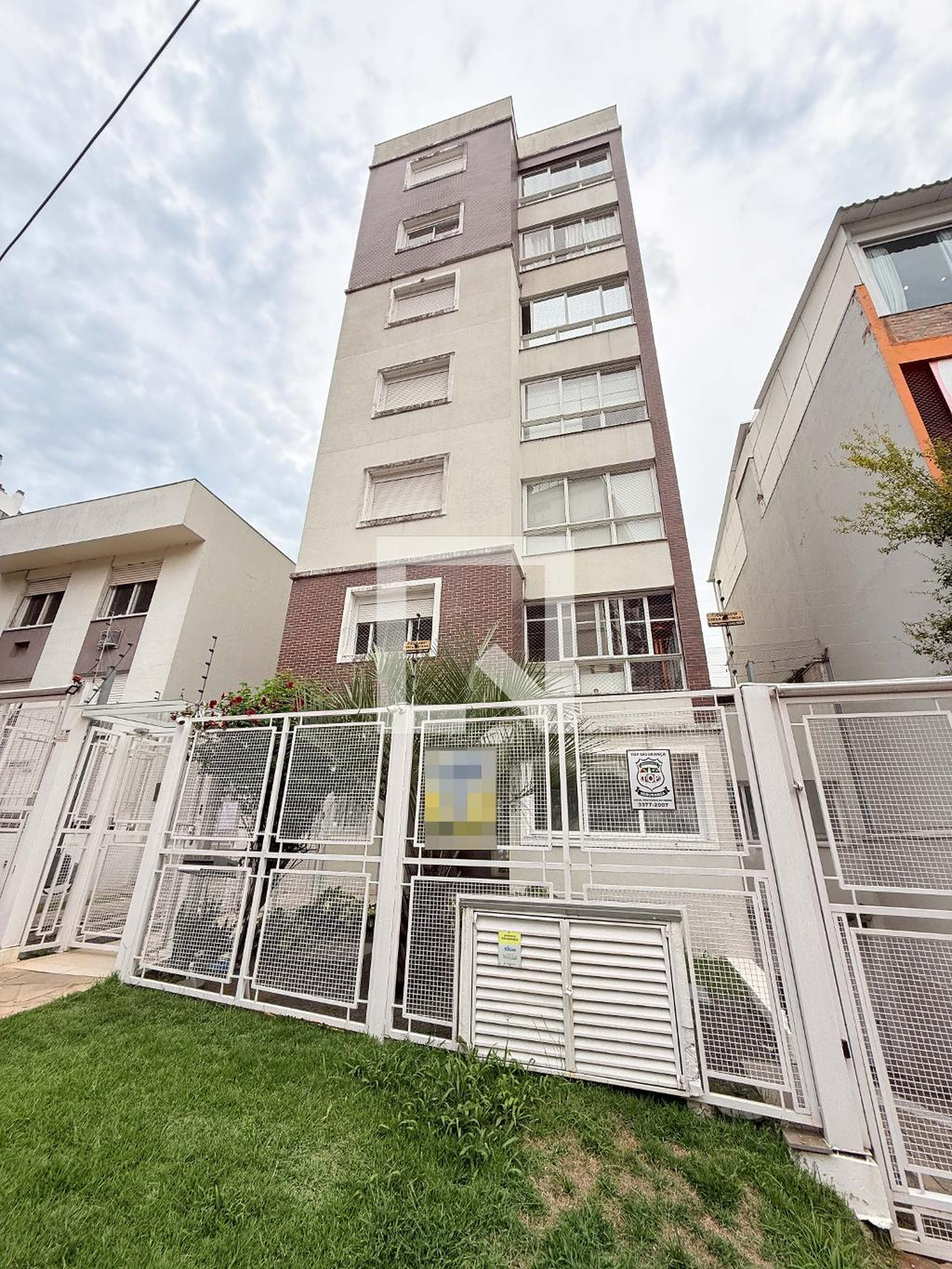 Fachada Condomínio Castro Residence