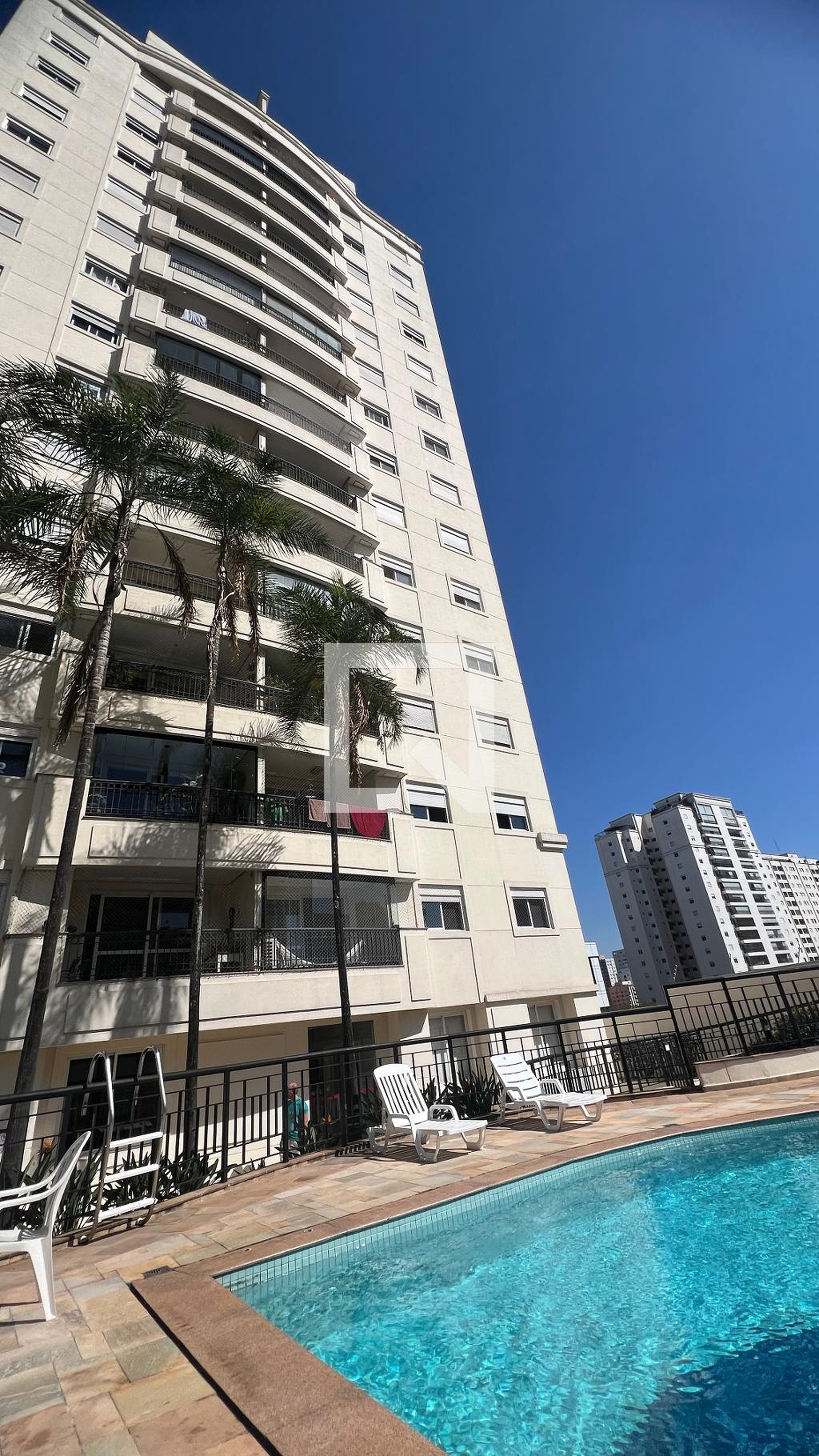 Fachada Edifício Practical Life