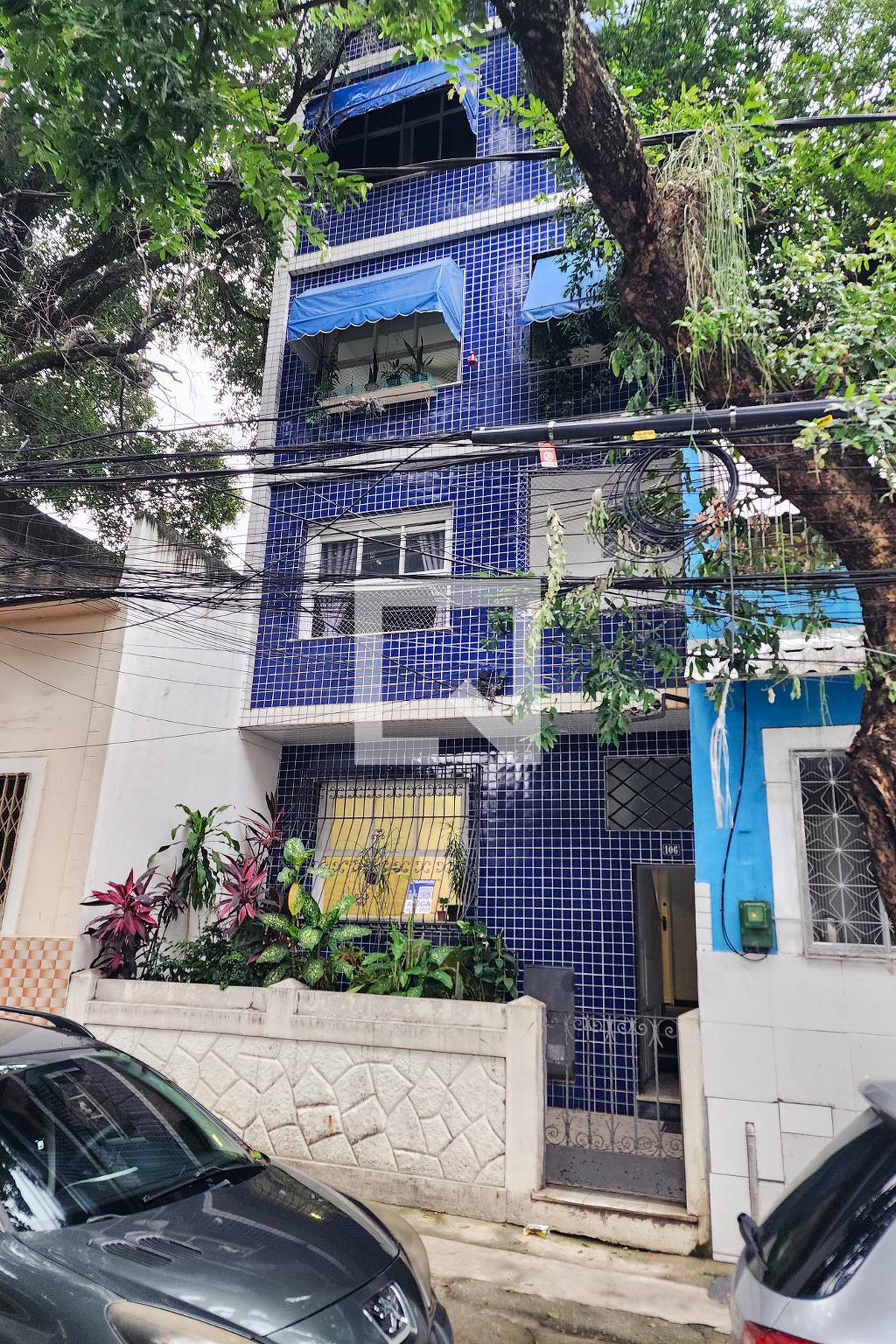 Fachada Condomínio em Rua Silva Pinto, 106