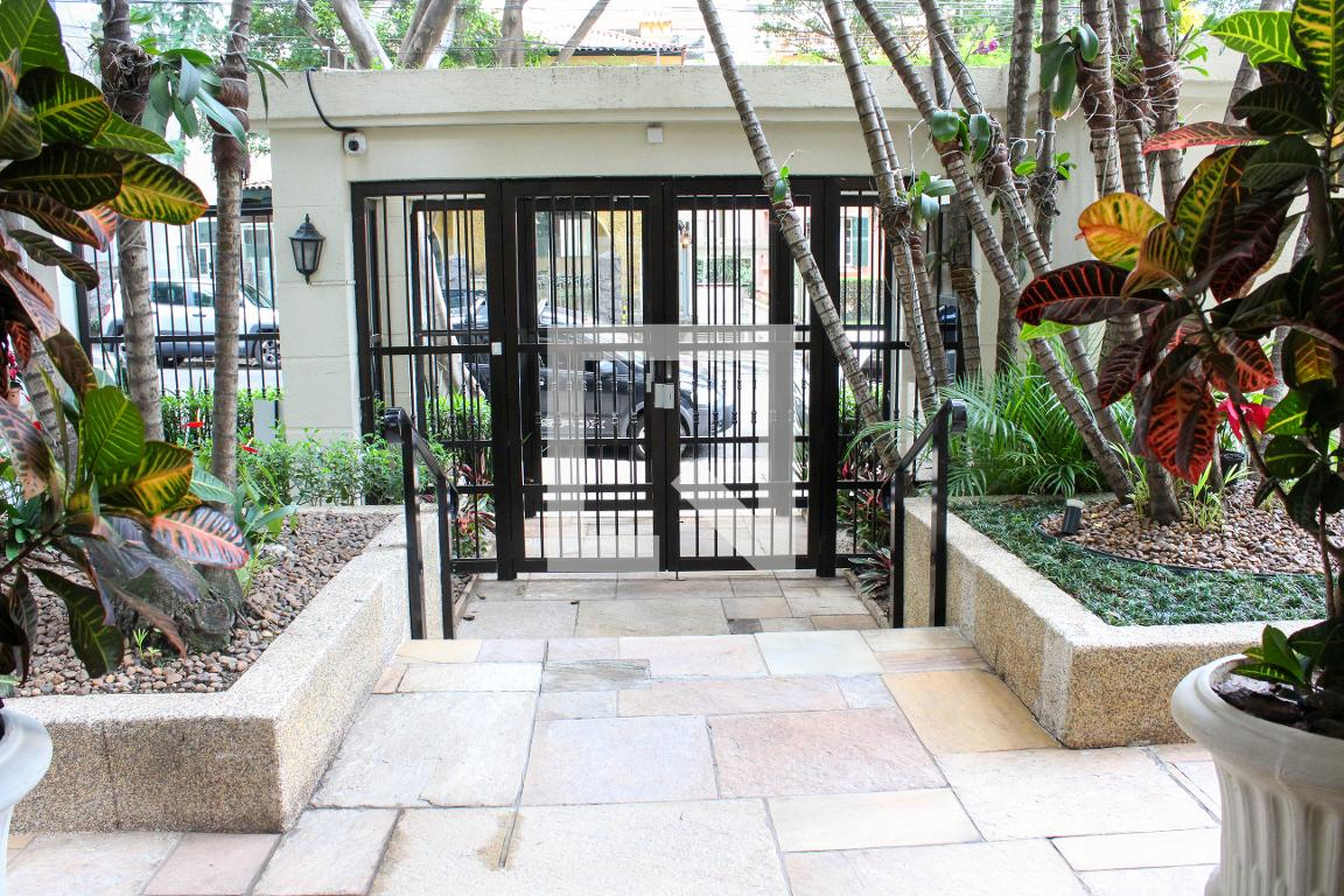 Entrada - Edifício Caraíbas